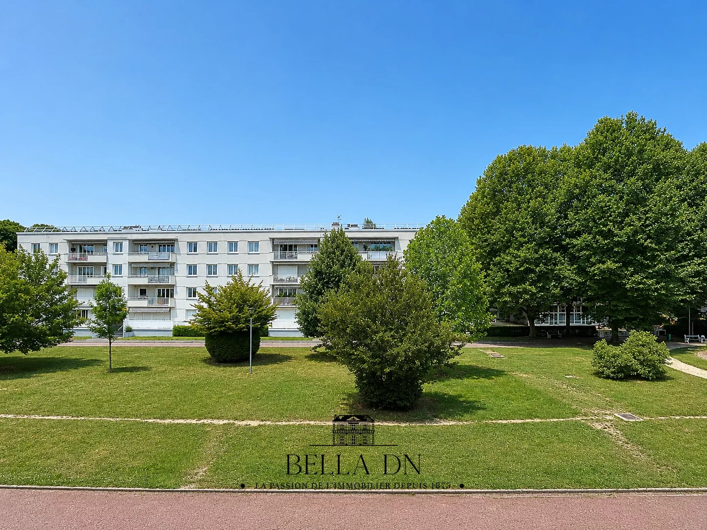 AURORE – Family Apartment 108 m² – 3/4 bedrooms – near forest / Family apartment in a green and peaceful setting
