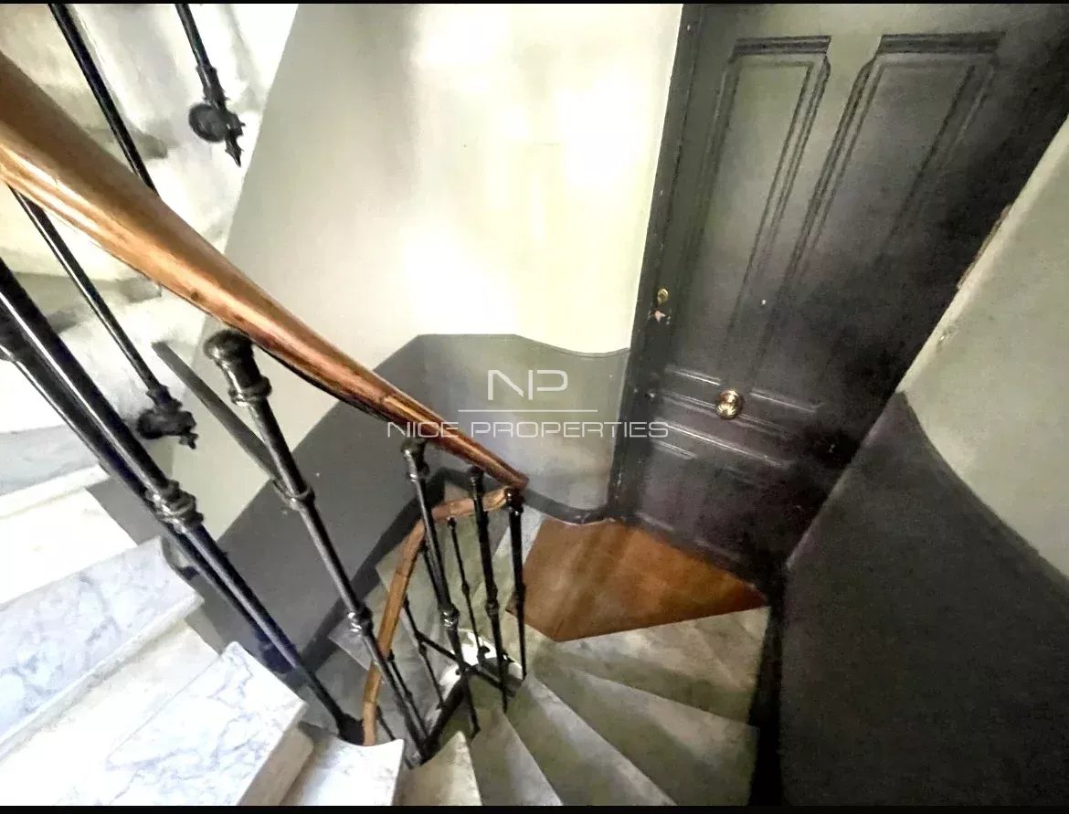 Proche Promenade, Hôtel particulier, 2 appartements 122 m2