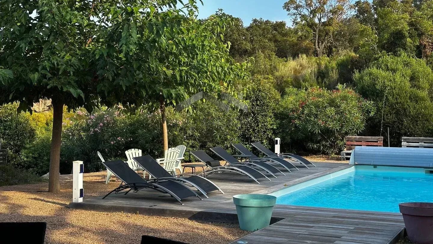 Villa T5 - Piscine - Vue mer