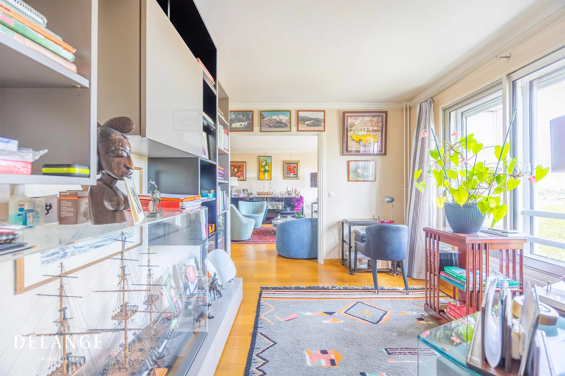 PARIS 17 - TERNES - 3 ROOMS 74M² - SECURE SERVICE RESIDENCE