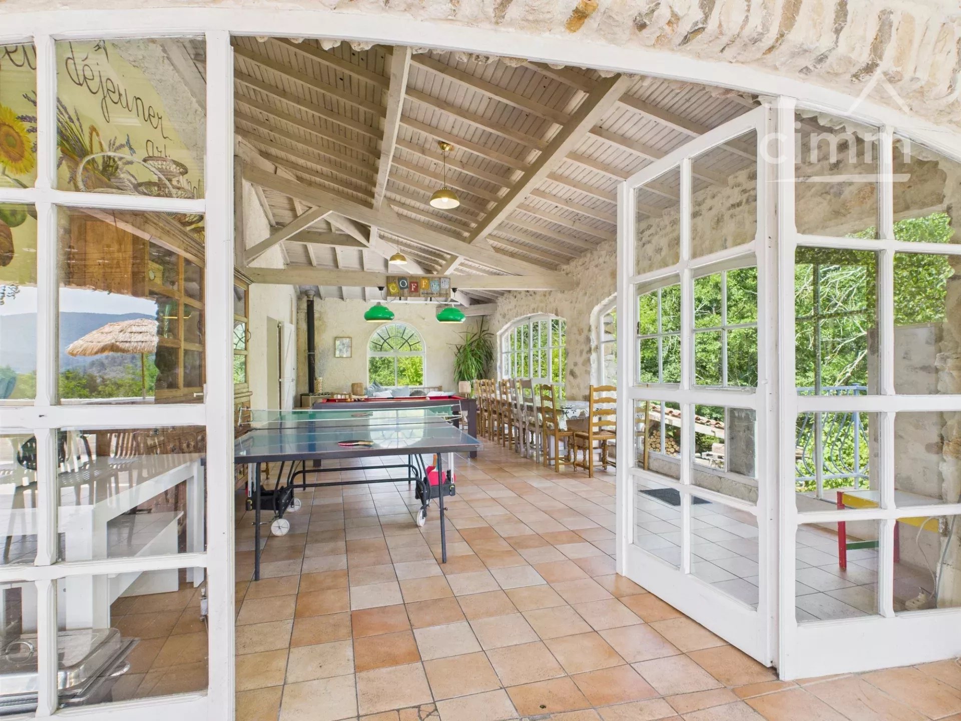 Mas / Chambres d'hôtes de 500 m² habitable.
