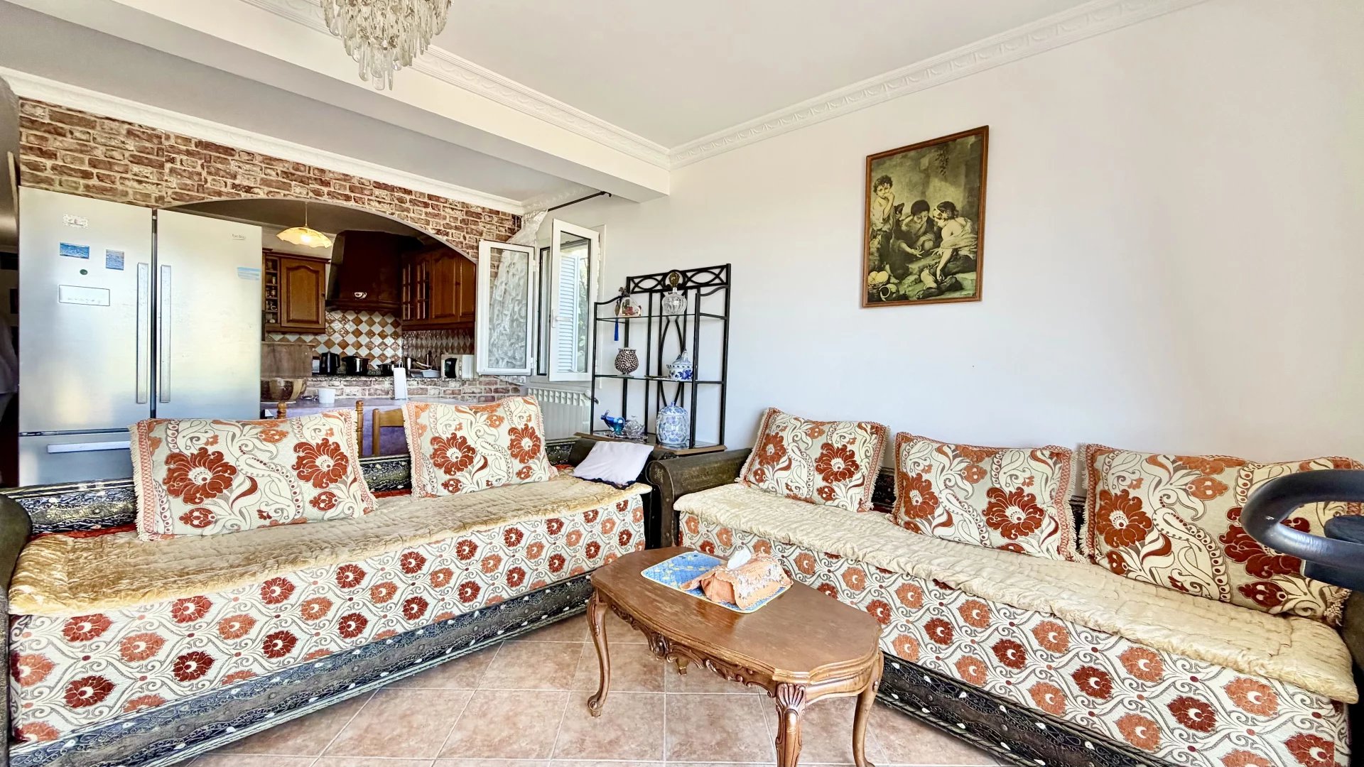 Maison d'exception vue mer de 250 m2 à Vallauris, sur terrain de 1500 m² avec possibilité d'extension