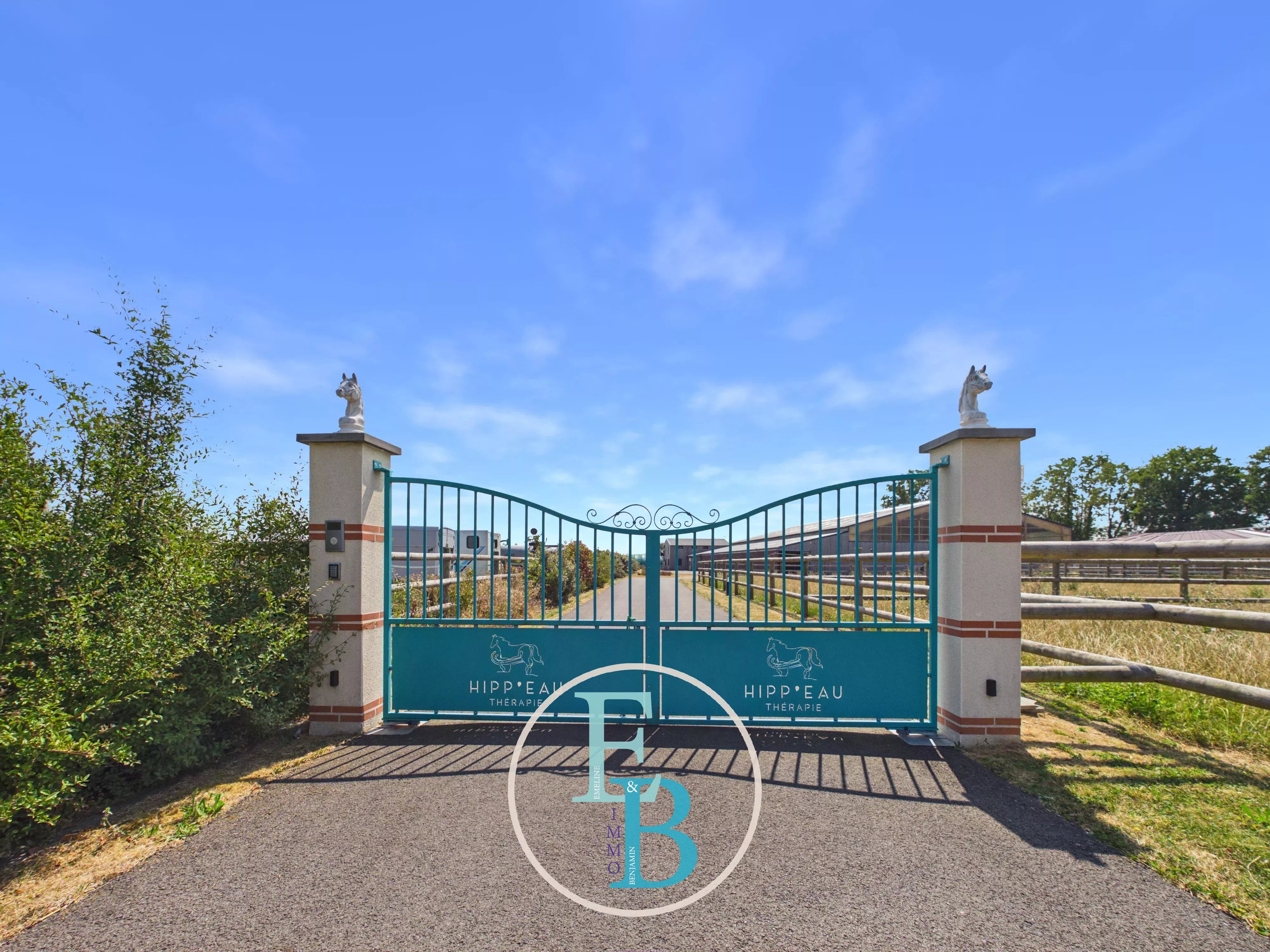 GRANGUES (PAYS D'AUGE) - CENTRE D'ENTRAINEMENT ET DE REEDUCATION EQUIN AVEC BALNEOTHERAPIE