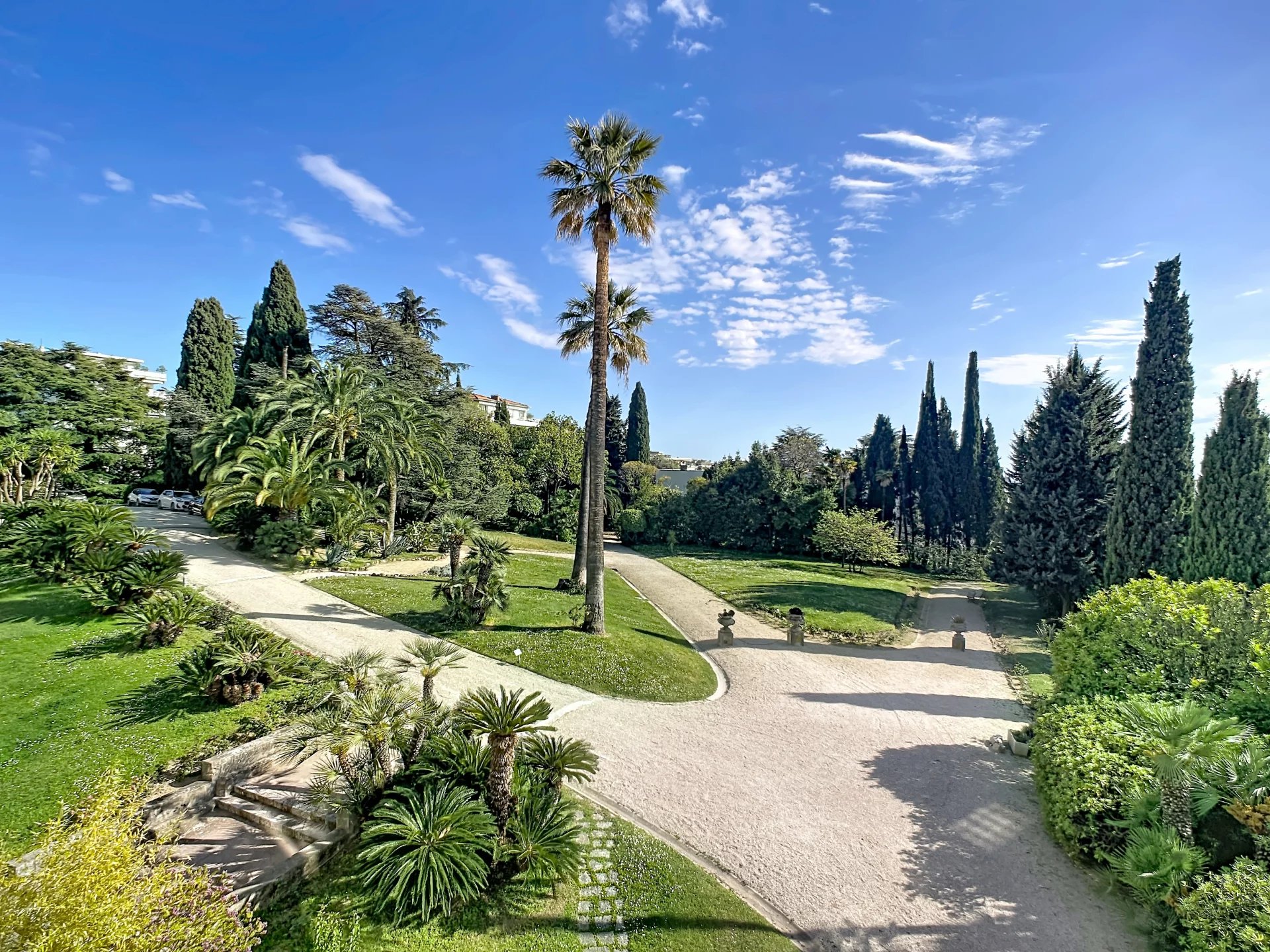 Nice - Cimiez : Palais Belle Époque, 5 pièces d’exception de 156m².