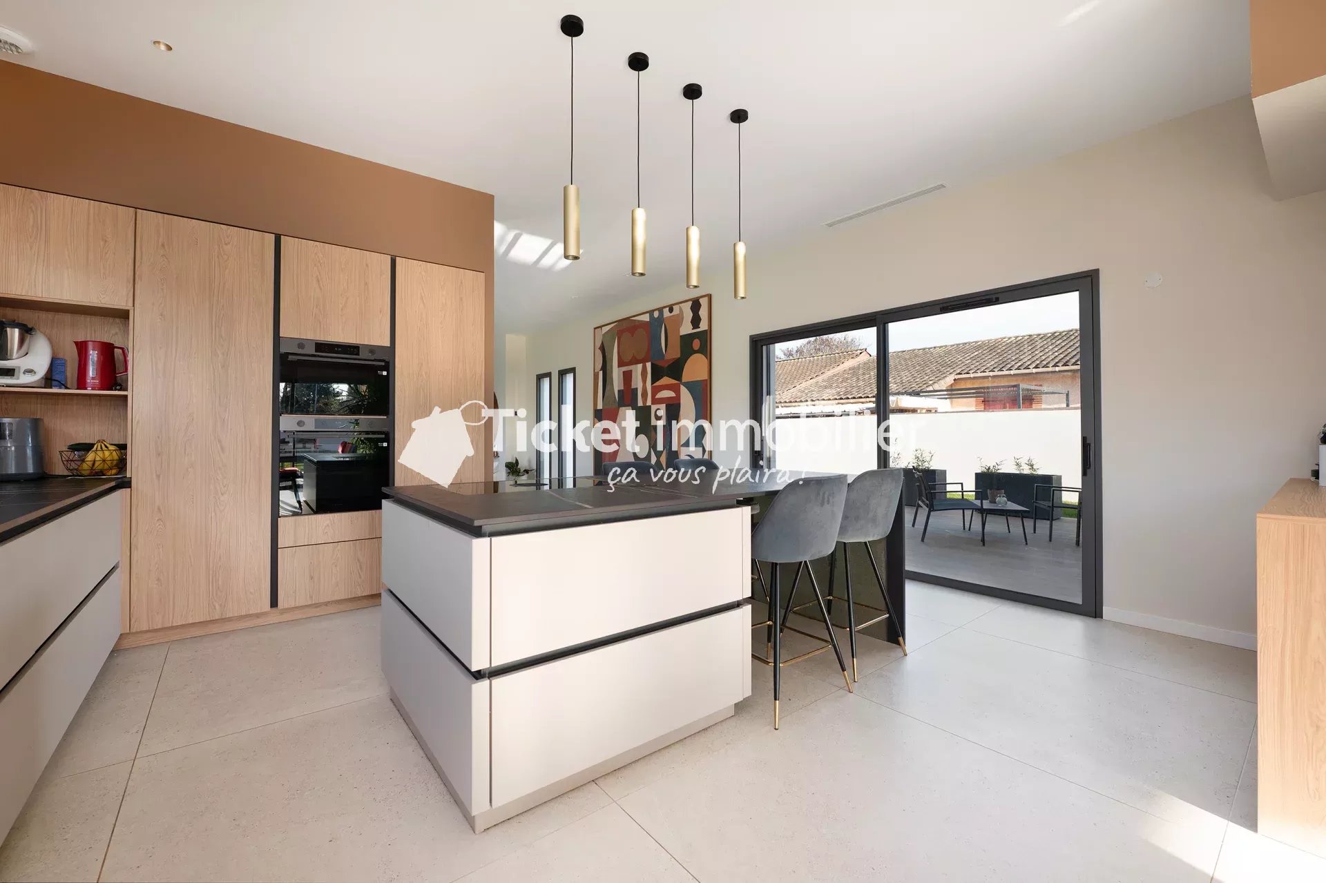 VILLA CONTEMPORAINE T4 160m2 NEUVE AVEC DOUBLE GARAGE, CLIMATISATION GAINABLE, SUPERBES PRESTATIONS, 1111m2 DE TERRAIN ...