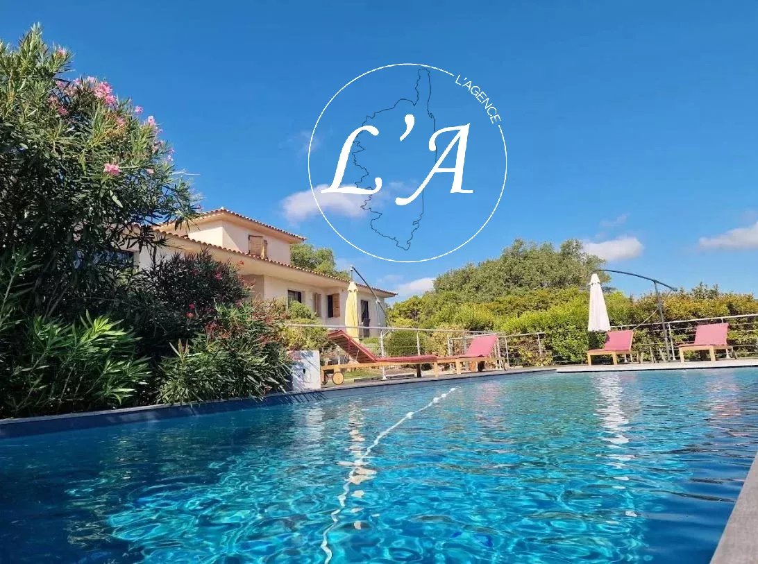 Exceptional Property with Sea View - Les Hauts de la Testa