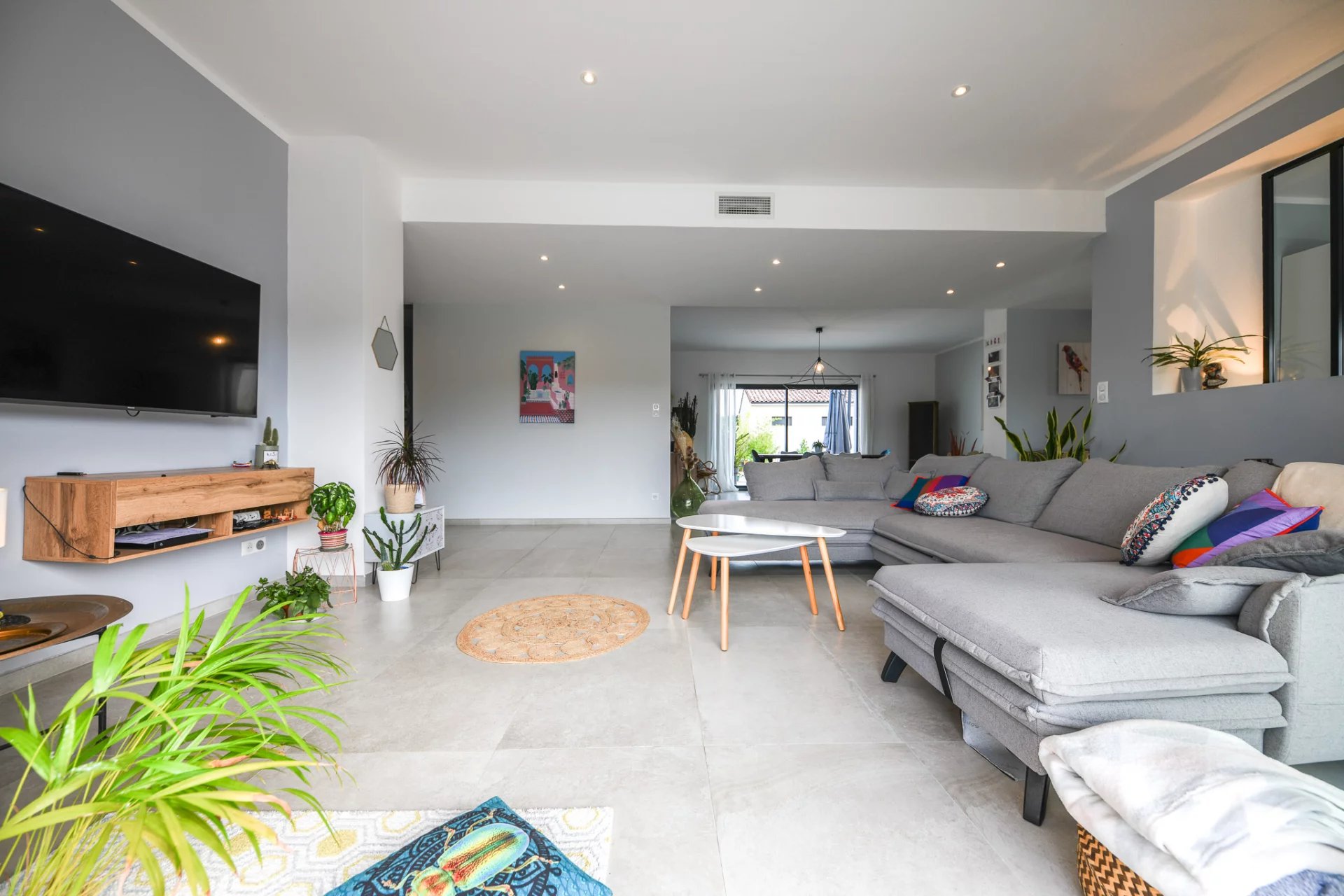 15 minutes d'Uzès villa contemporaine avec piscine