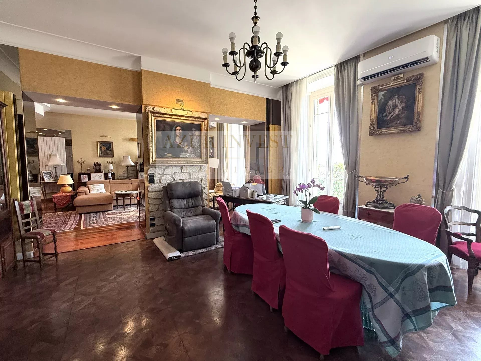 VENTE EXCLUSIVITE 4 PIECES PALACE FRONT DE MER MENTON