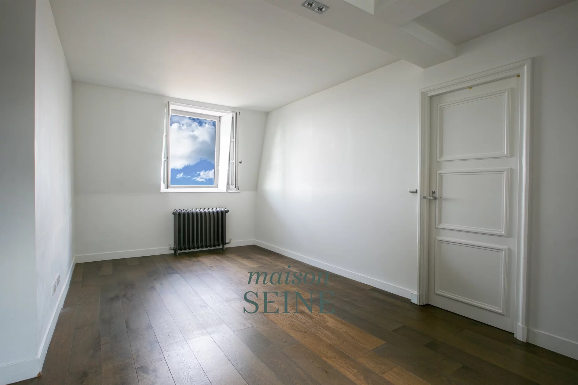 Exclusivité - Neuilly Full Pasteur - Ecole Bleue - Appartement étage élevé dans immeuble de grand standing - 2 chambres