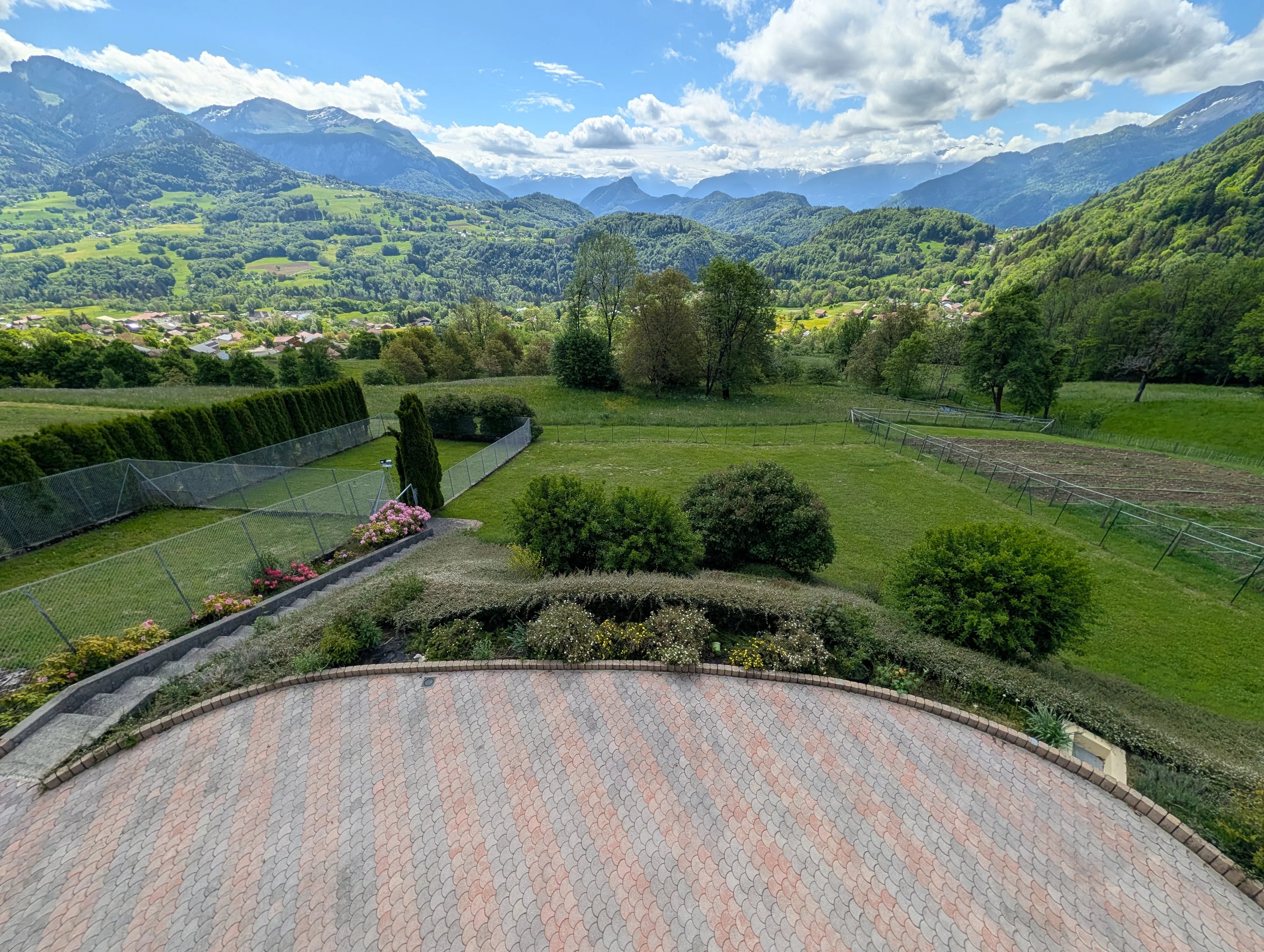 A ONNION CHALET AUTHENTIQUE FACE AU MONT-BLANC