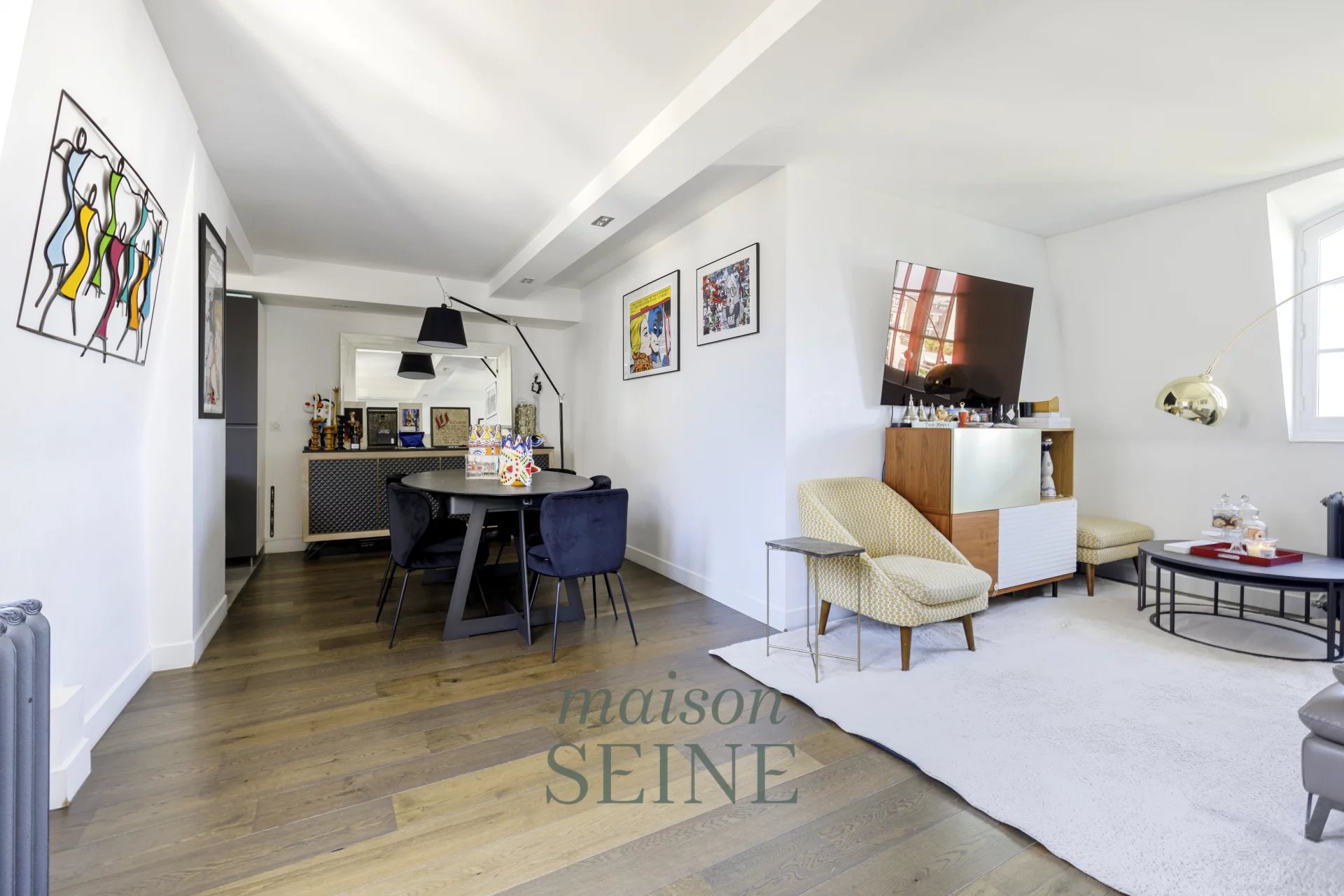 Exclusivité - Neuilly Full Pasteur - Ecole Bleue - Appartement étage élevé dans immeuble de grand standing - 2 chambres