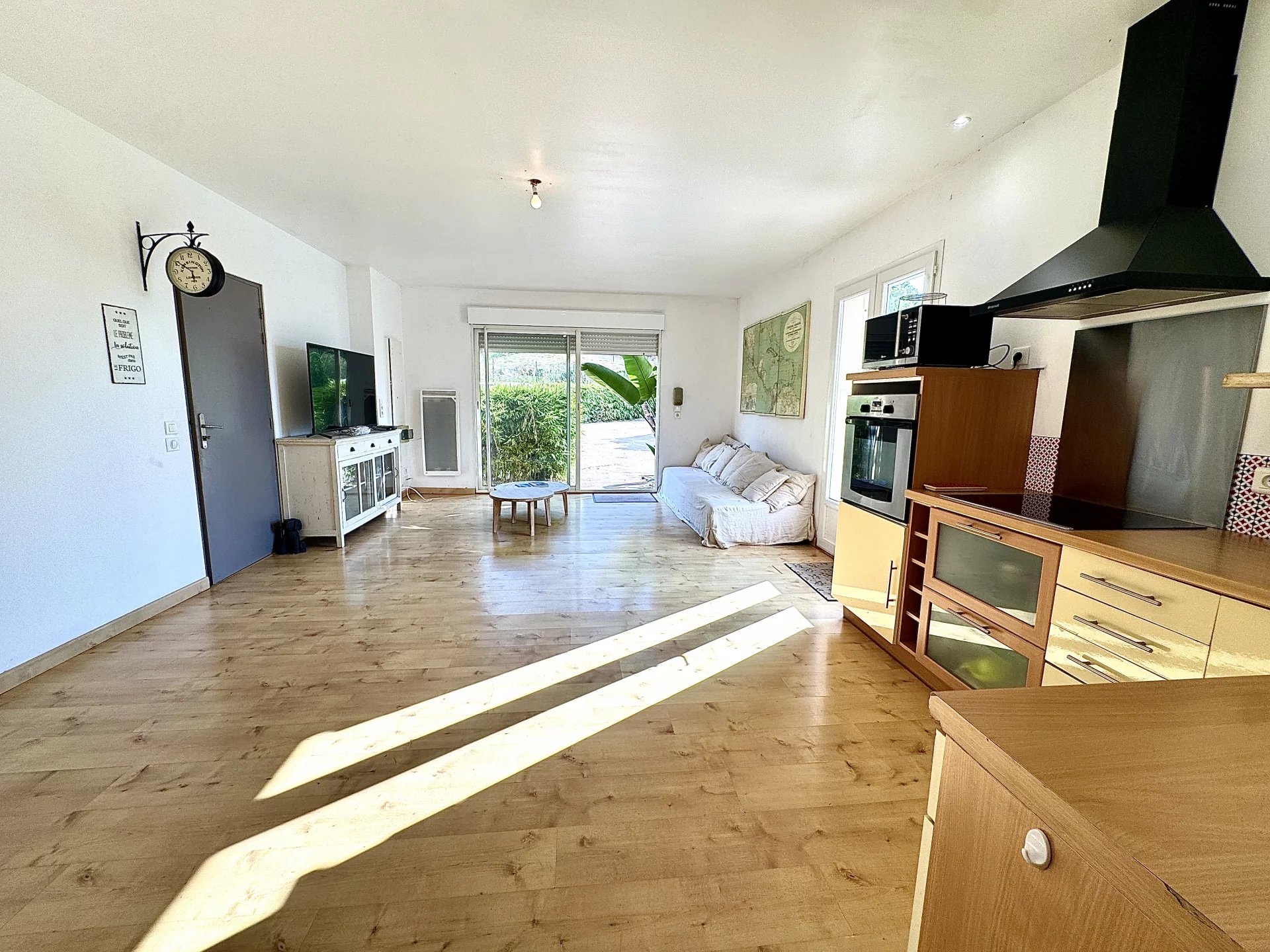 PORTICCIO – VILLA AVEC PISCINE ET VUE PANORAMIQUE SUR LE GOLFE D’AJACCIO
