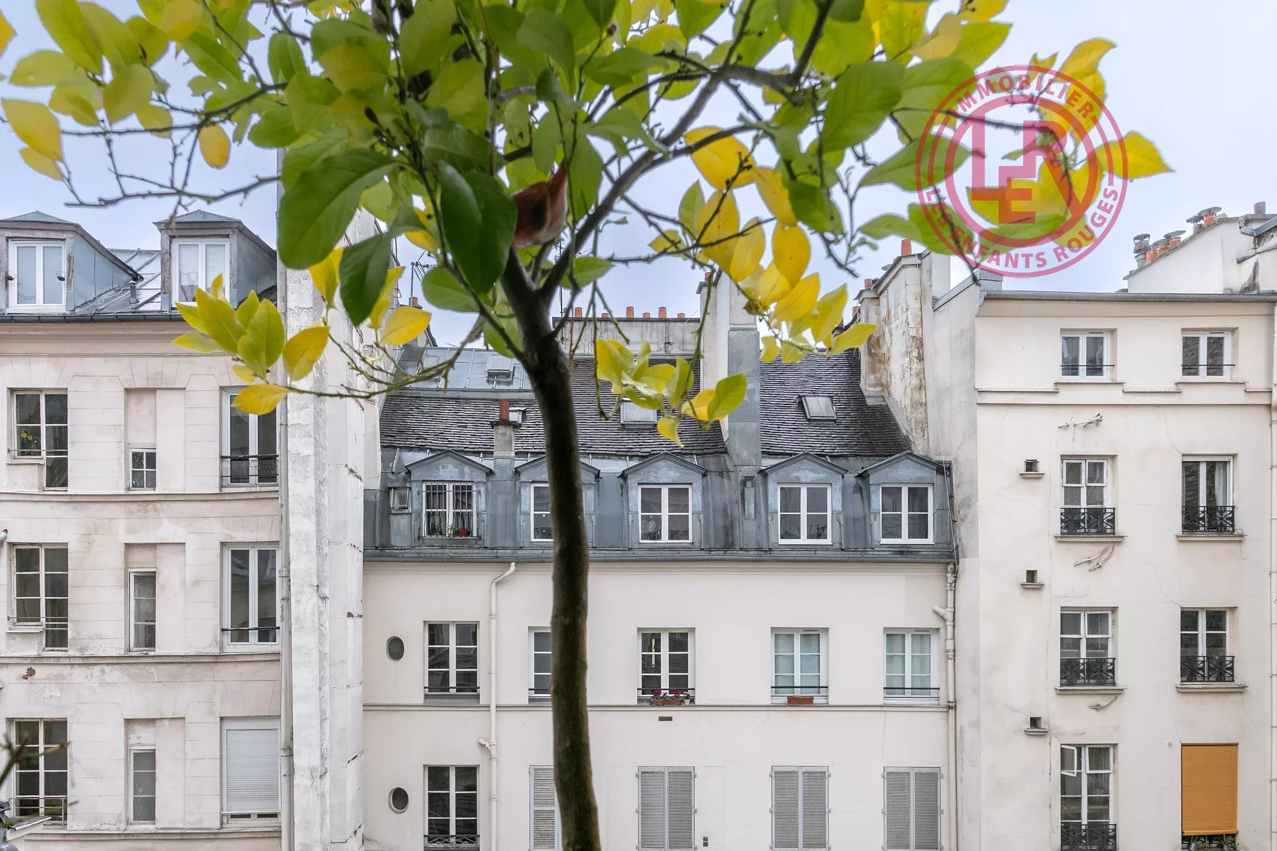 Paris 3rd - Sunny Family Apartment