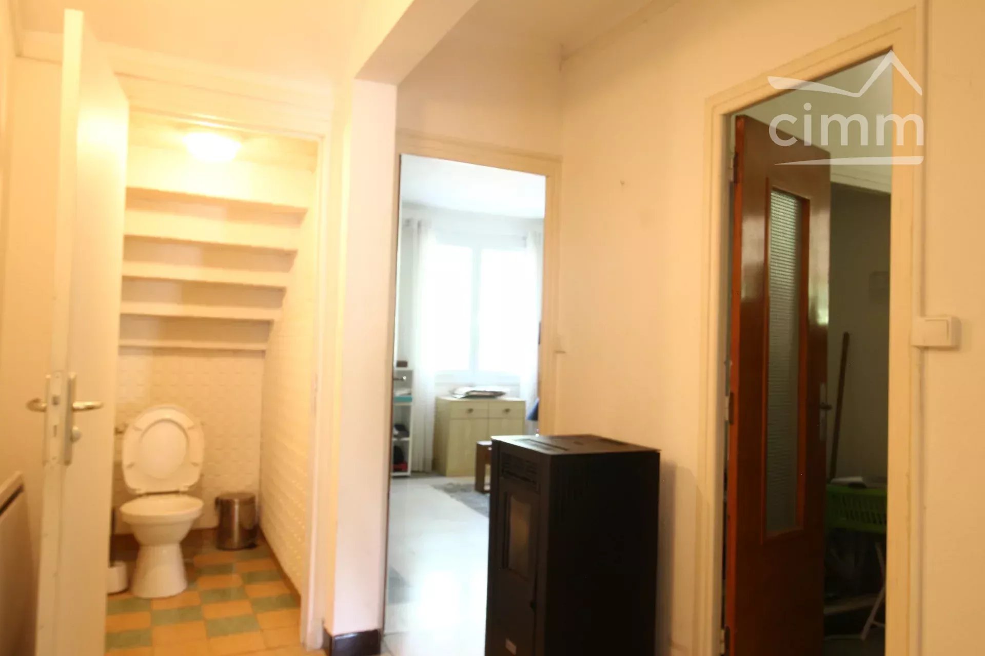 Villa of 212 m² of living space with an independent dwelling on a 5340 m² plot