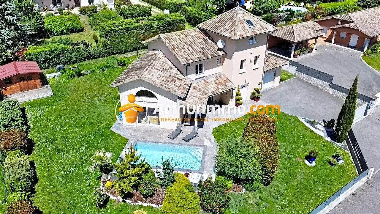 Maison contemporaine  Ruy-Montceau