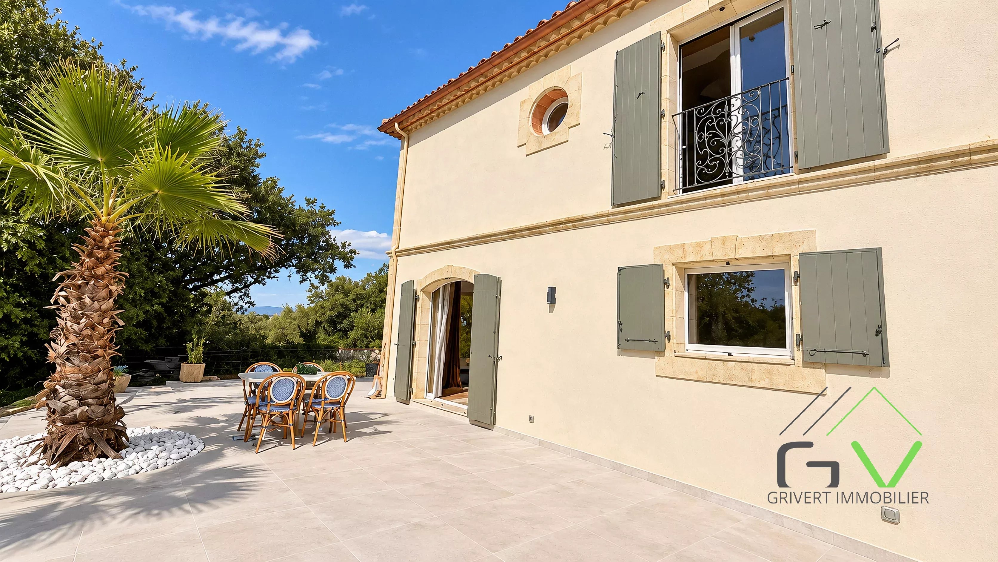 Superbe maison de 173 m² avec piscine chauffée à Mauressargues