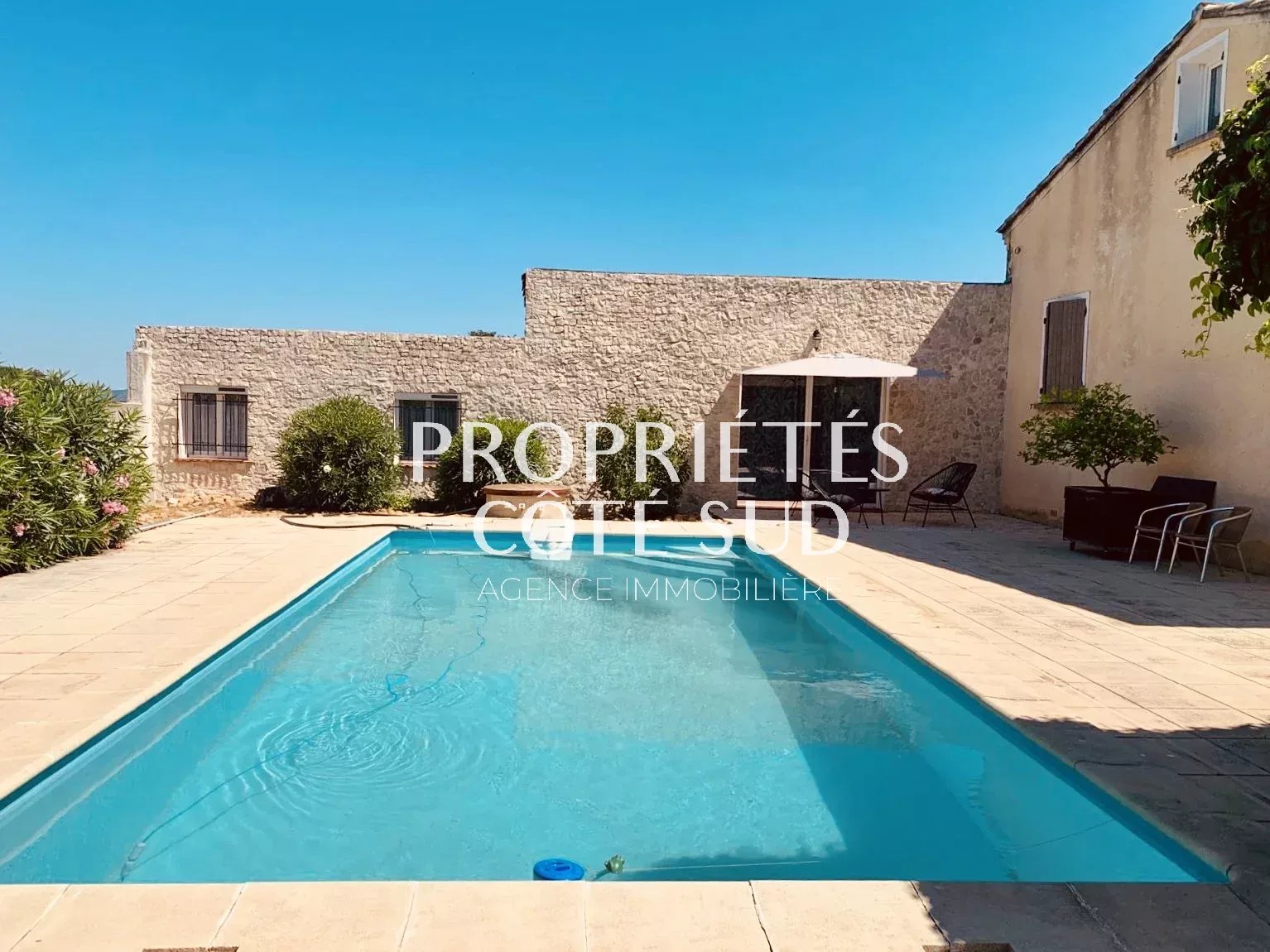 Propriété d’exception à Saint Geniès de Comolas - 8 pièces, 220 m²