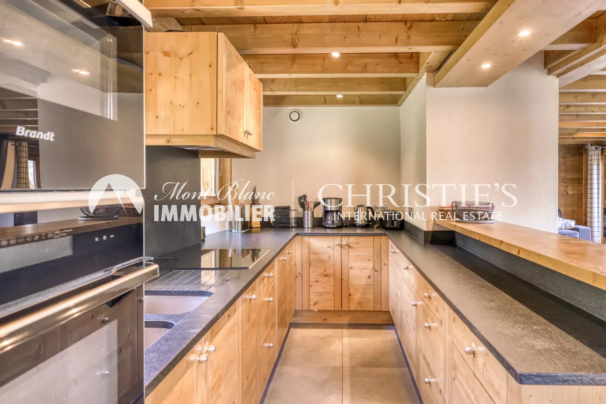 CHALET D'EXCEPTION EN ALTITUDE - BETTEX - SKIS AUX PIEDS