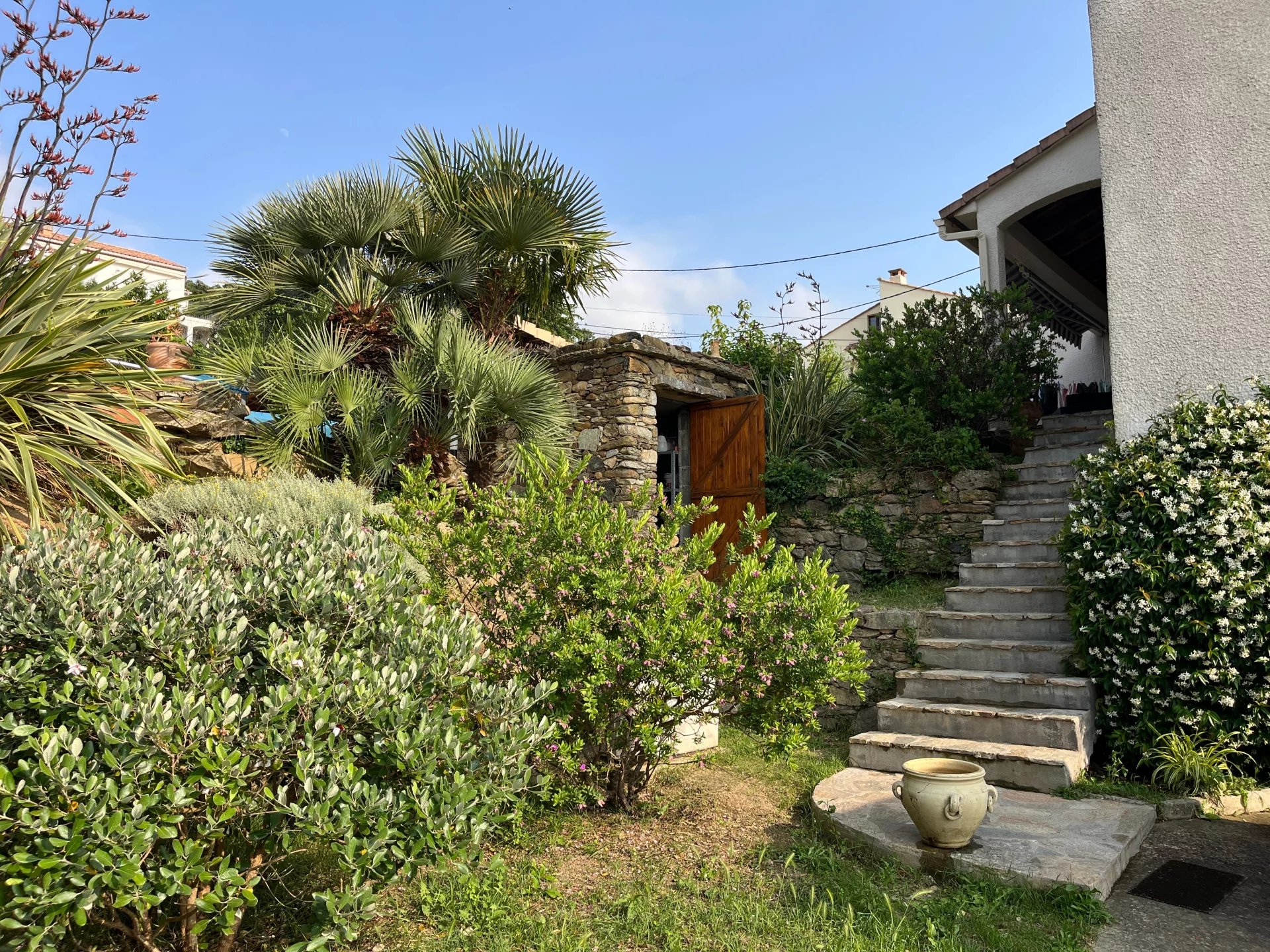 5 MINUTES FROM SAINT-FLORENT