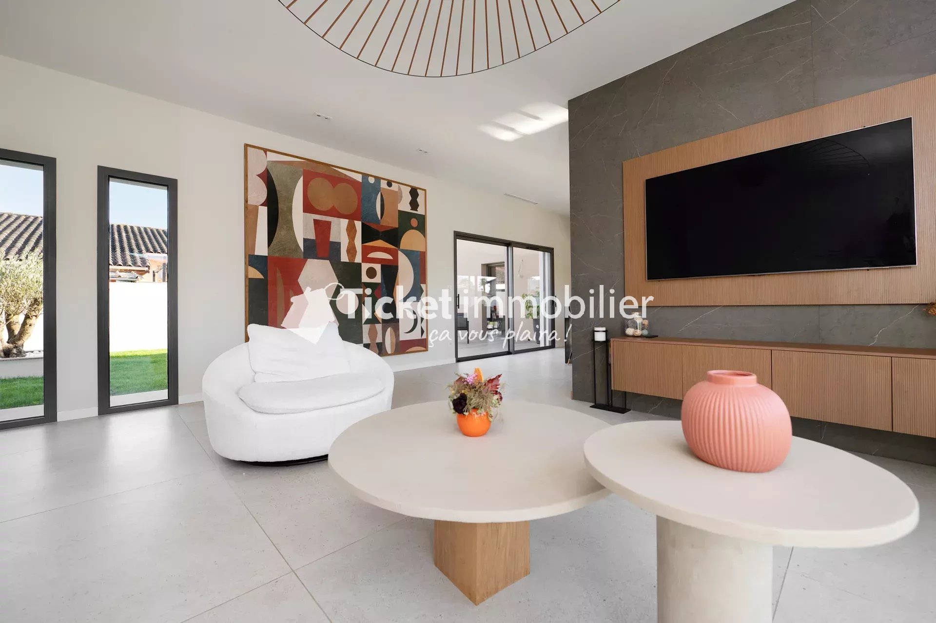 VILLA CONTEMPORAINE T4 160m2 NEUVE AVEC DOUBLE GARAGE, CLIMATISATION GAINABLE, SUPERBES PRESTATIONS, 1111m2 DE TERRAIN ...