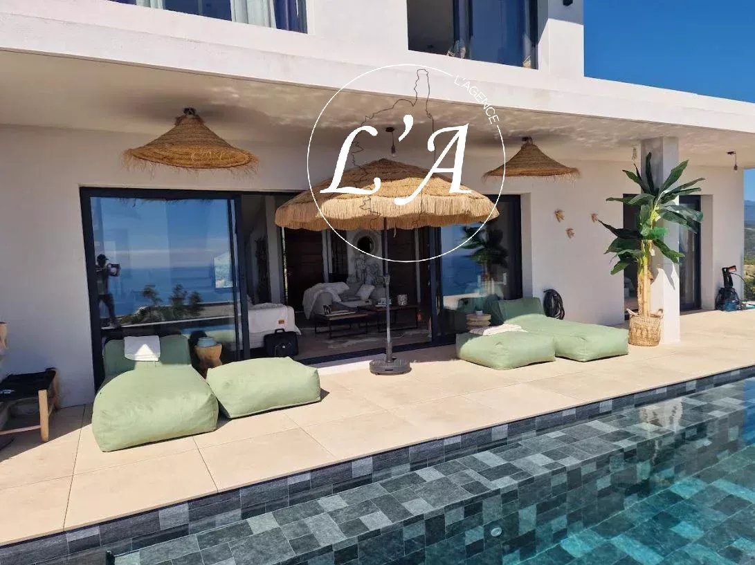Solenzara - Villa with panoramic sea view and heated pool