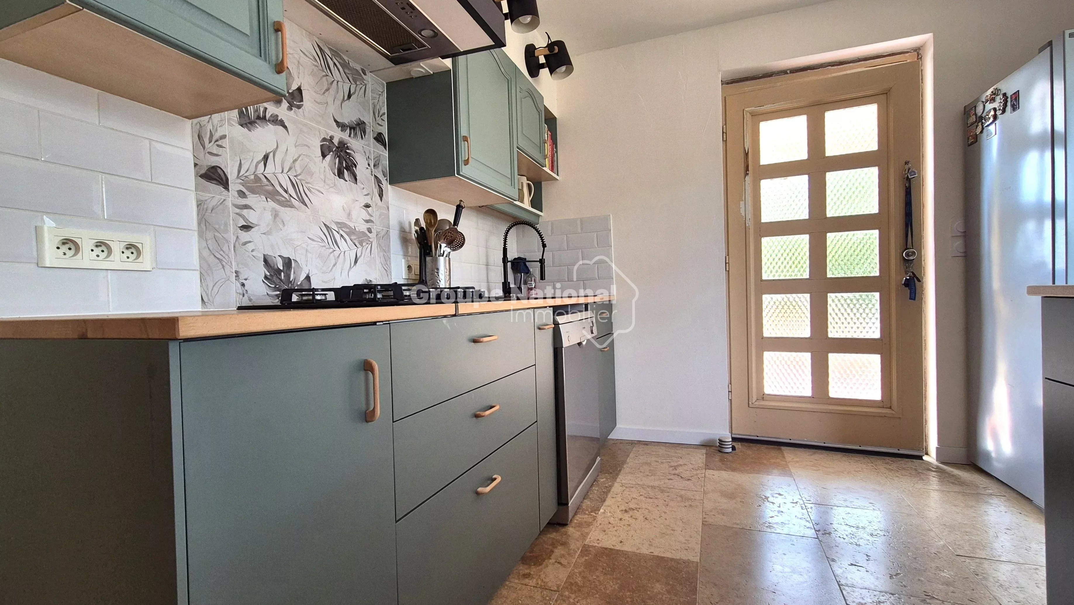 AUBIGNAN - MAISON SUR 2703 M² DE TERRAIN