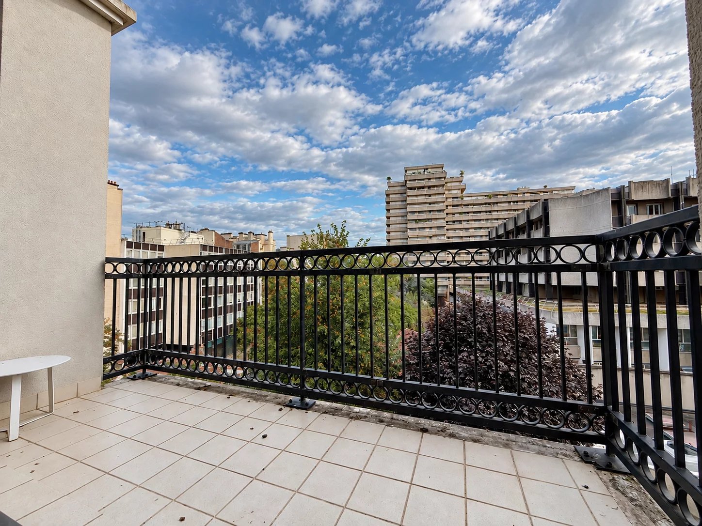 Boulogne-Billancourt – 2 pièces avec balcon, vue dégagée, parking et cave