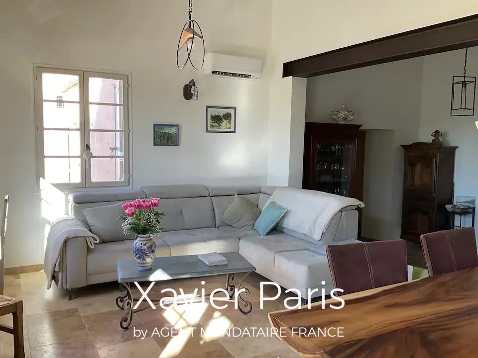 LUBERON SUD – MAISON CONTEMPORAINE DE PLAIN-PIED 154 m² – RÉNOVATION 2024 – PISCINE CHAUFFÉE – ENVIRONNEMENT EXCEPTIONNEL