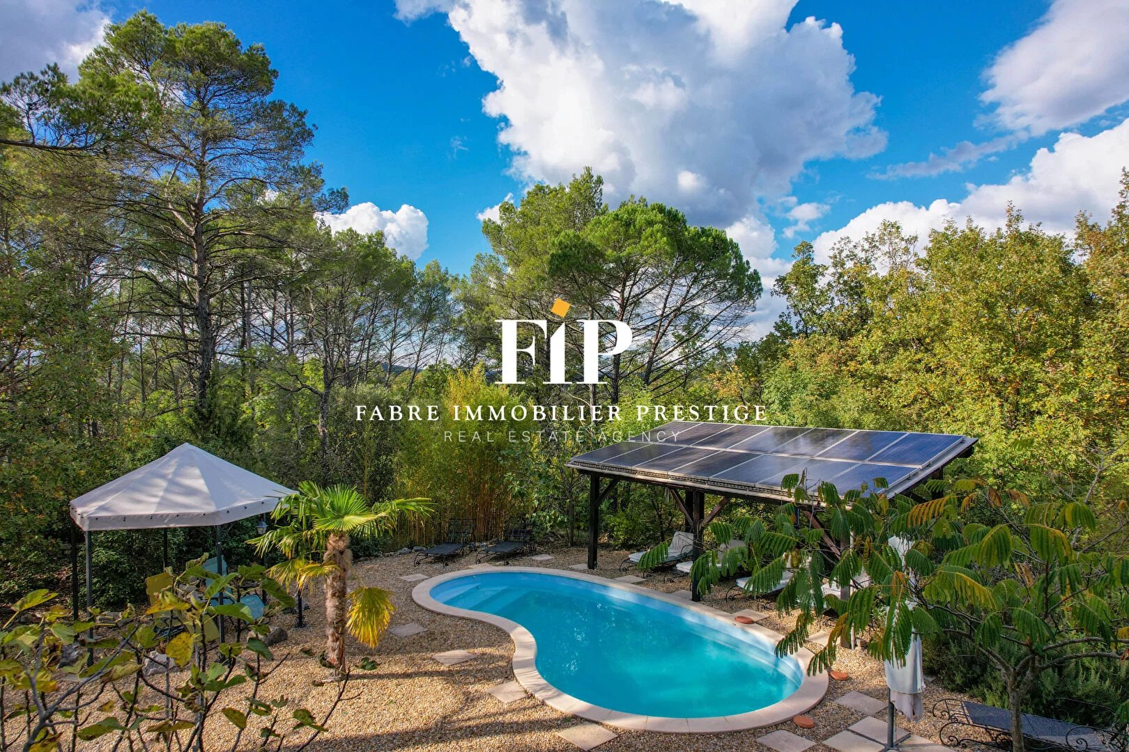 Bastide de charme à Bras 12 pièce(s) 341 m2