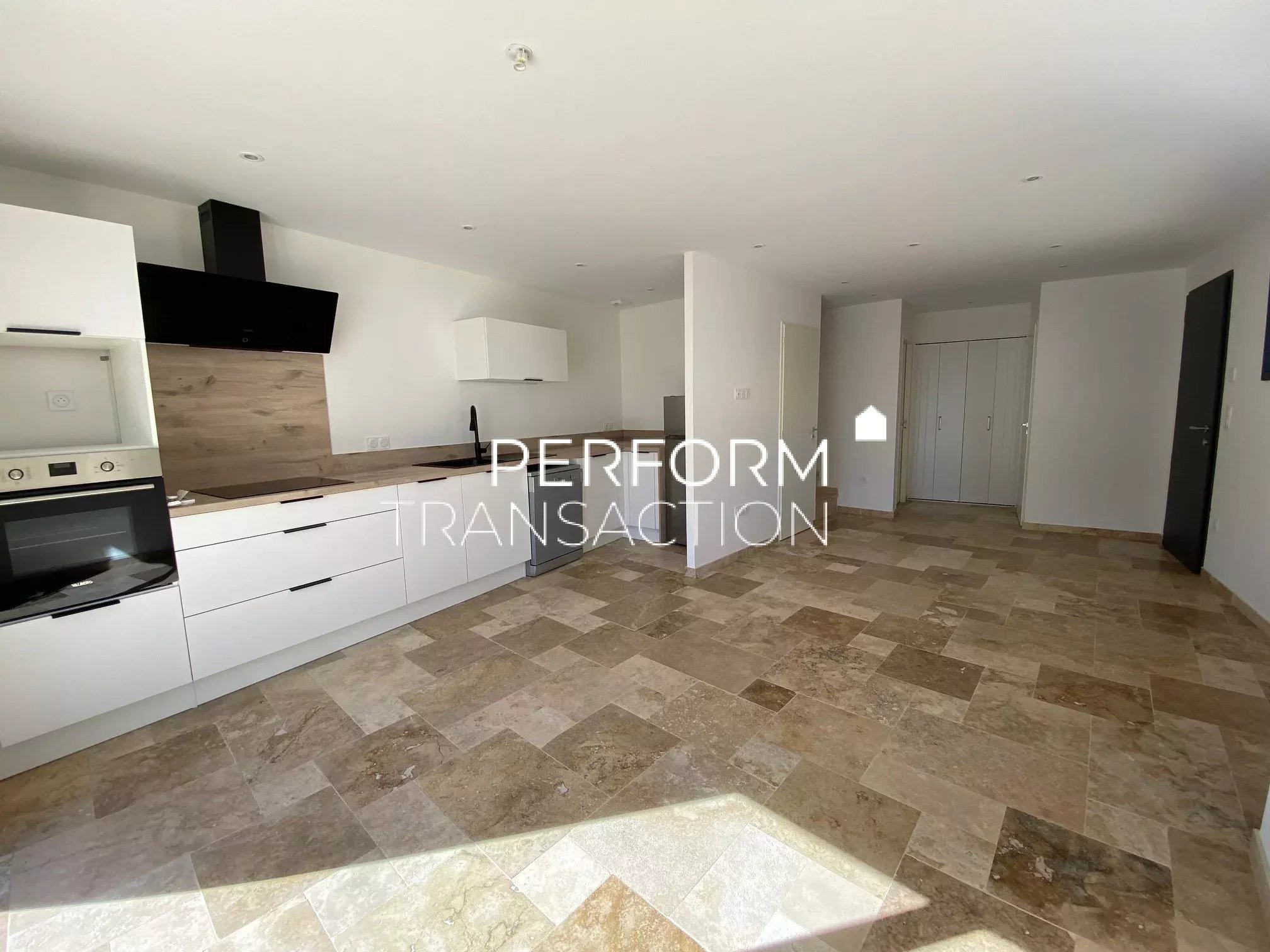 MAISON NEUVE 2025/2026 JAMAIS HABITÉE – 70,63 m² – 2 CHAMBRES – TERRAIN 200 m² – LA FRETTE