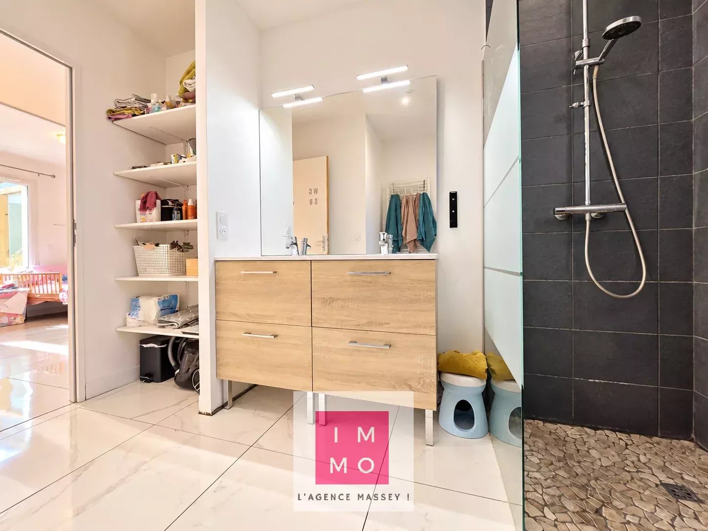 MAISON CONTEMPORAINE de PLAIN PIED 2022  avec Grand garage