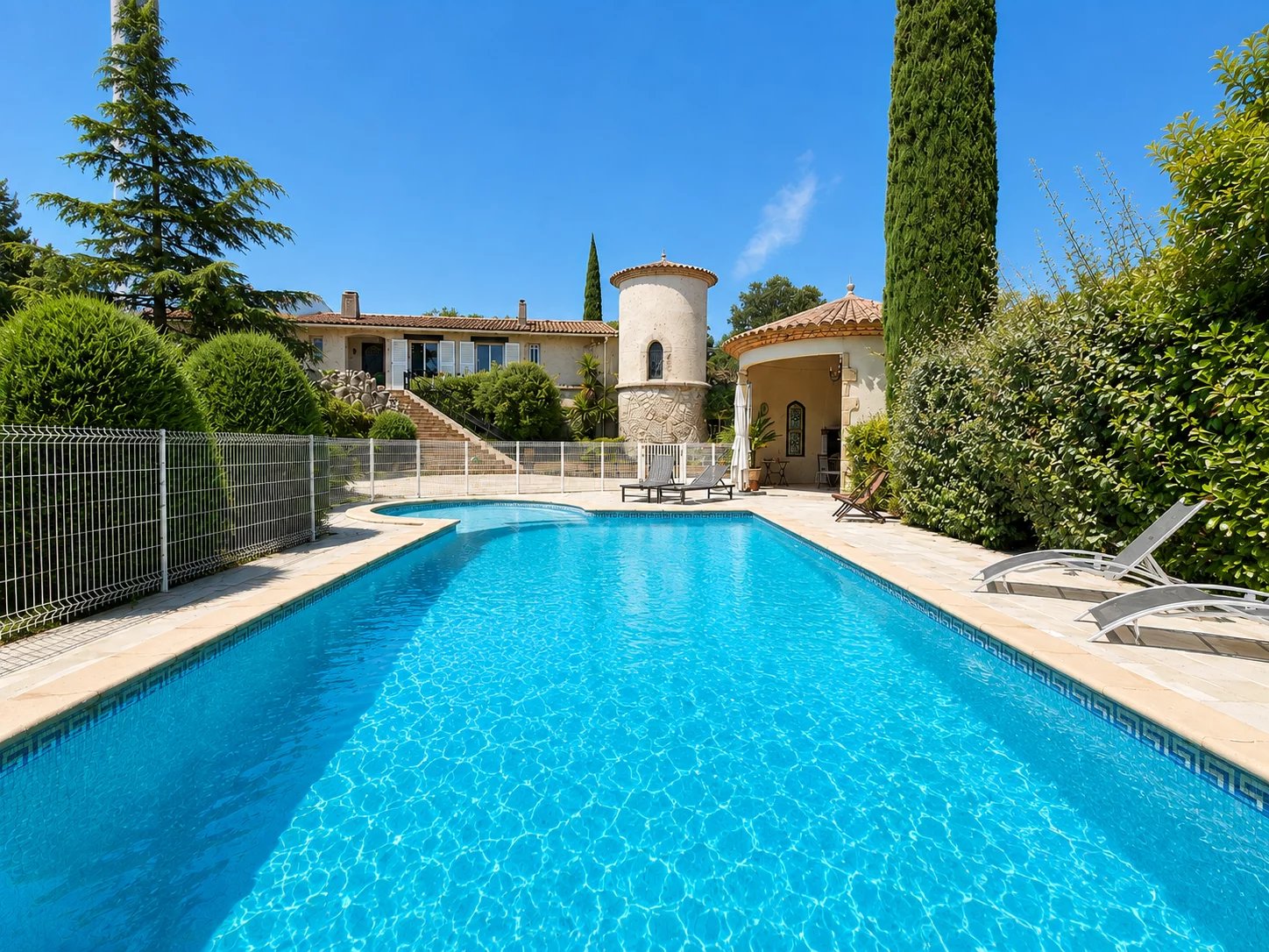 À VENDRE : PROPRIÉTÉ DE 164 M² À FABRÈGUES (34690)