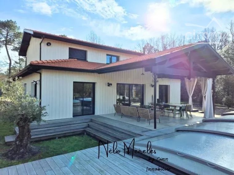 En exclusivité à Mios( 33) maison ossature bois de 158m2