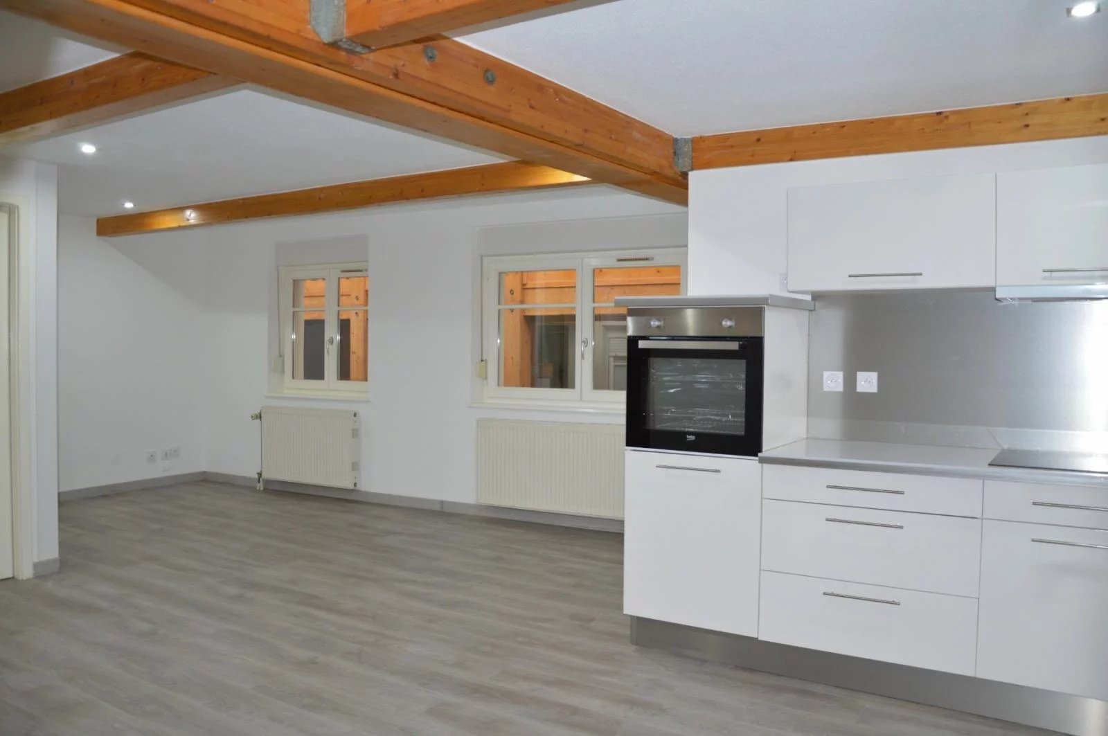 CENTRE-VILLE, TRÈS SPACIEUX DUPLEX DE 3 PIÈCES À ALTKIRCH
