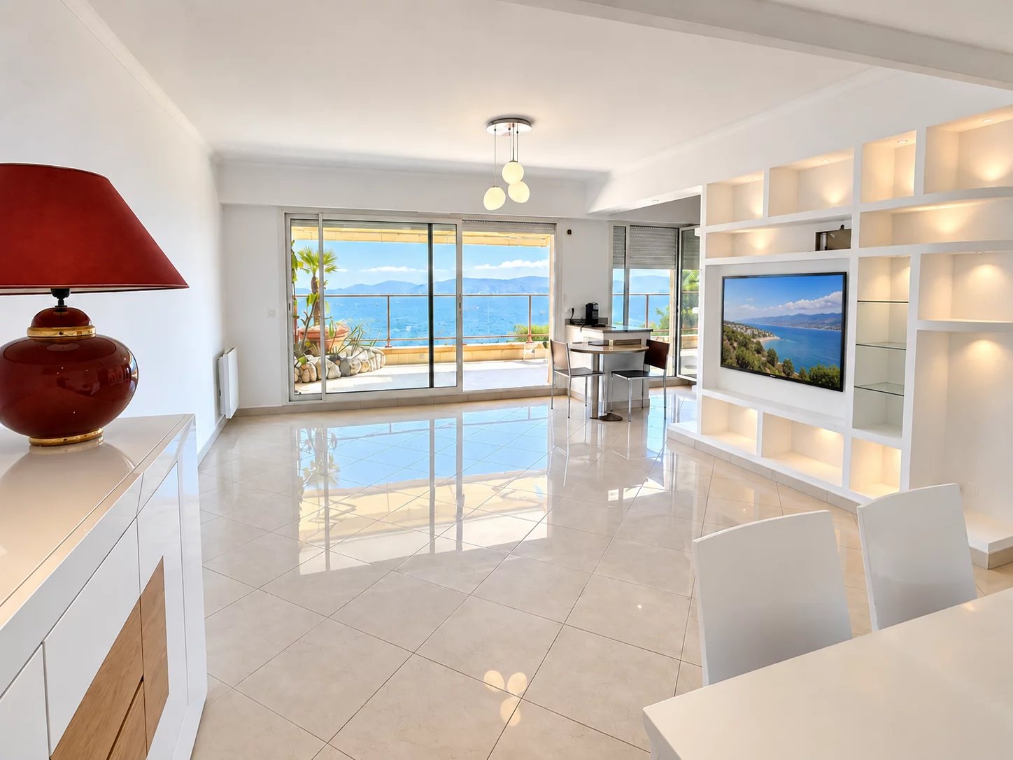 Ultra luxe - Mandelieu - Parfait état - Terrasse - Garage