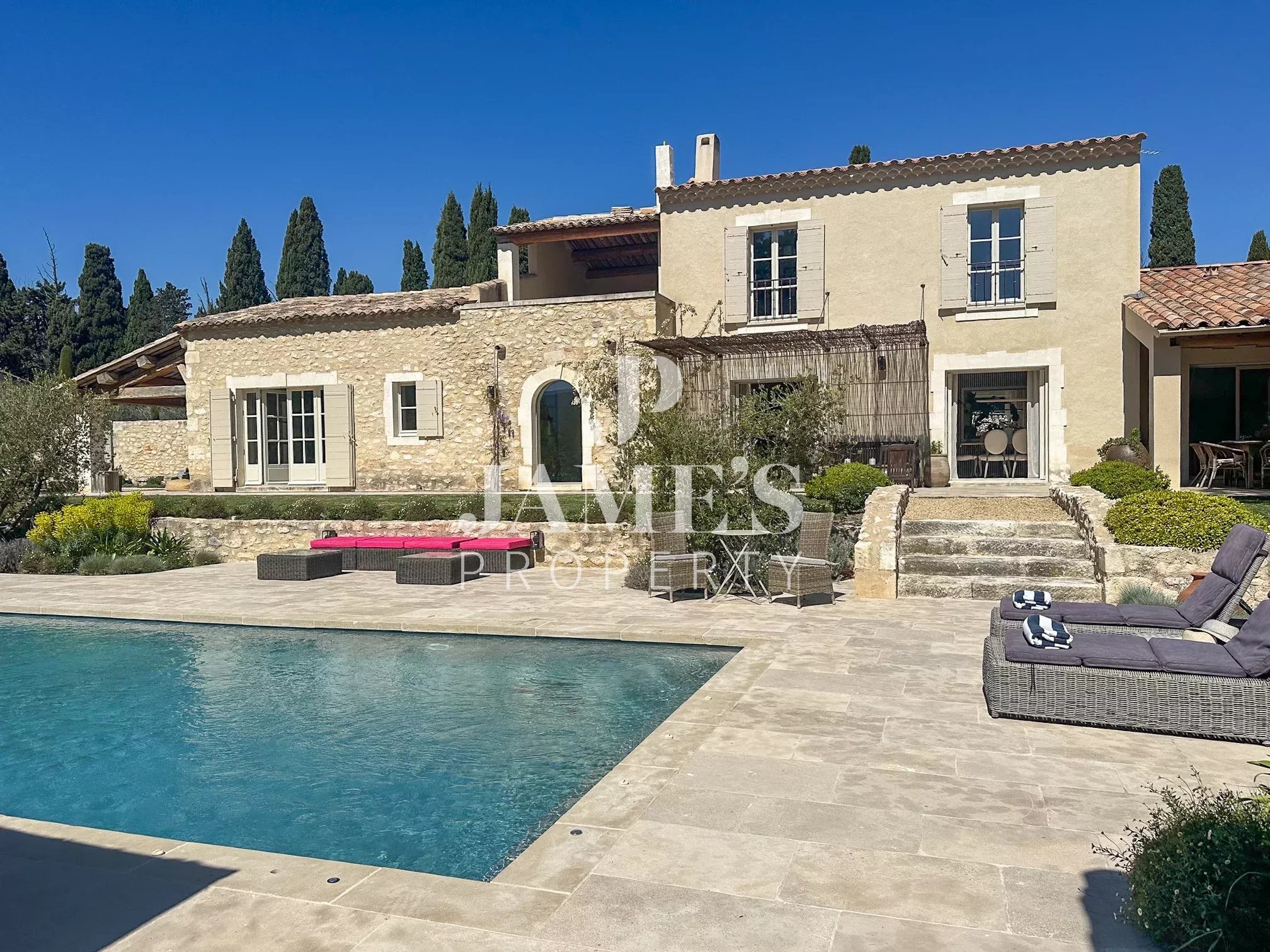 Mas contemporain avec vue  - Saint-Rémy-de-Provence