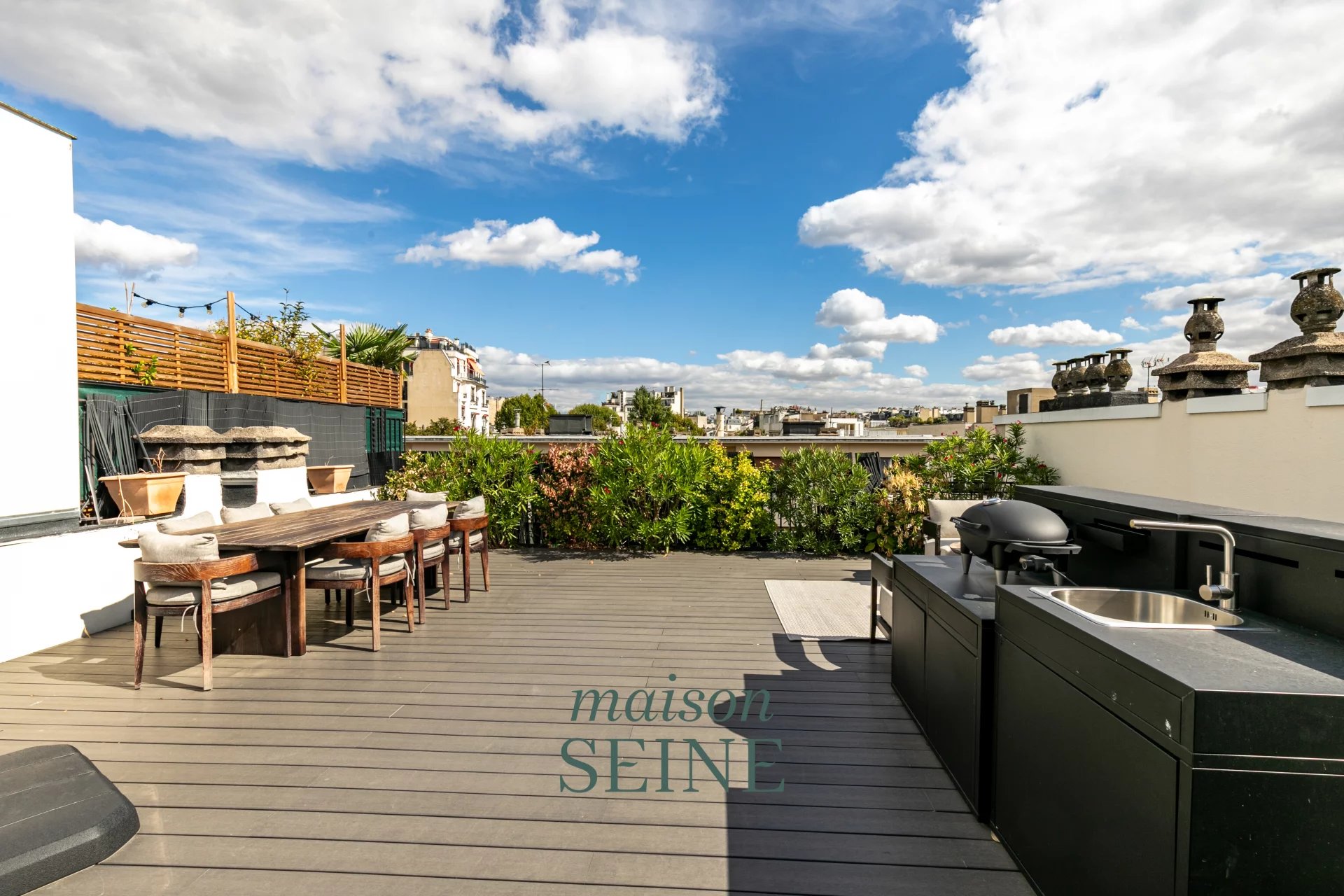 Neuilly sur Seine - Saint James - Hôtel particulier avec piscine et toit terrasse - Garage