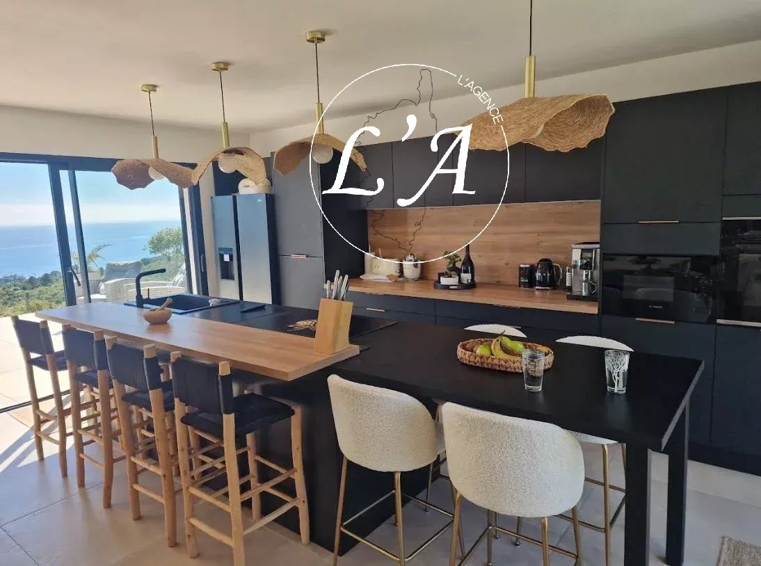 Solenzara - Villa with panoramic sea view and heated pool