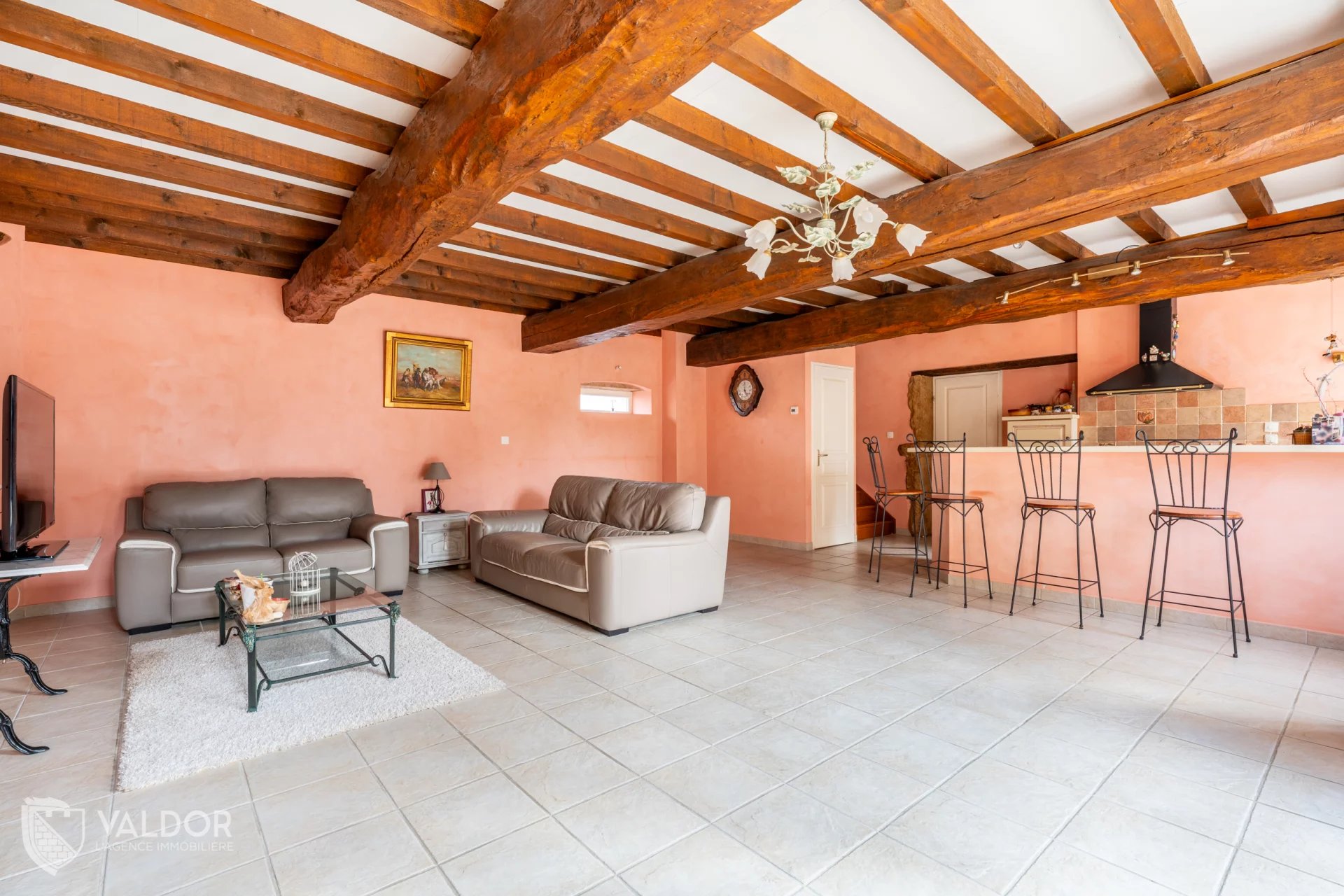 Ancien corps de ferme rénové - 121 m² habitables - Au calme