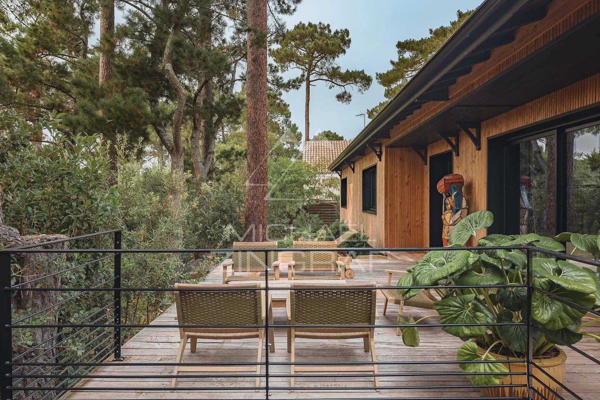 Villa 5 suites entièrement rénovée au Pyla