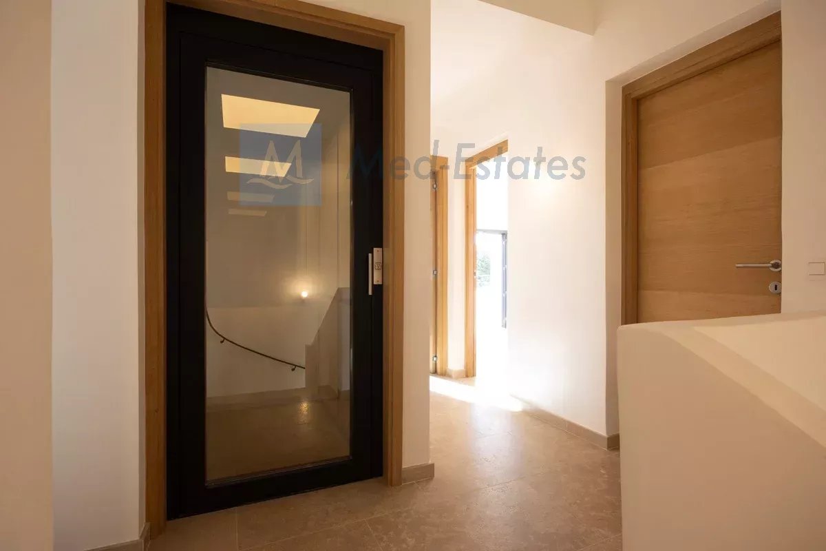 Villa de Luxe avec Vue Mer Panoramique – Sainte-Maxime, La Nartelle