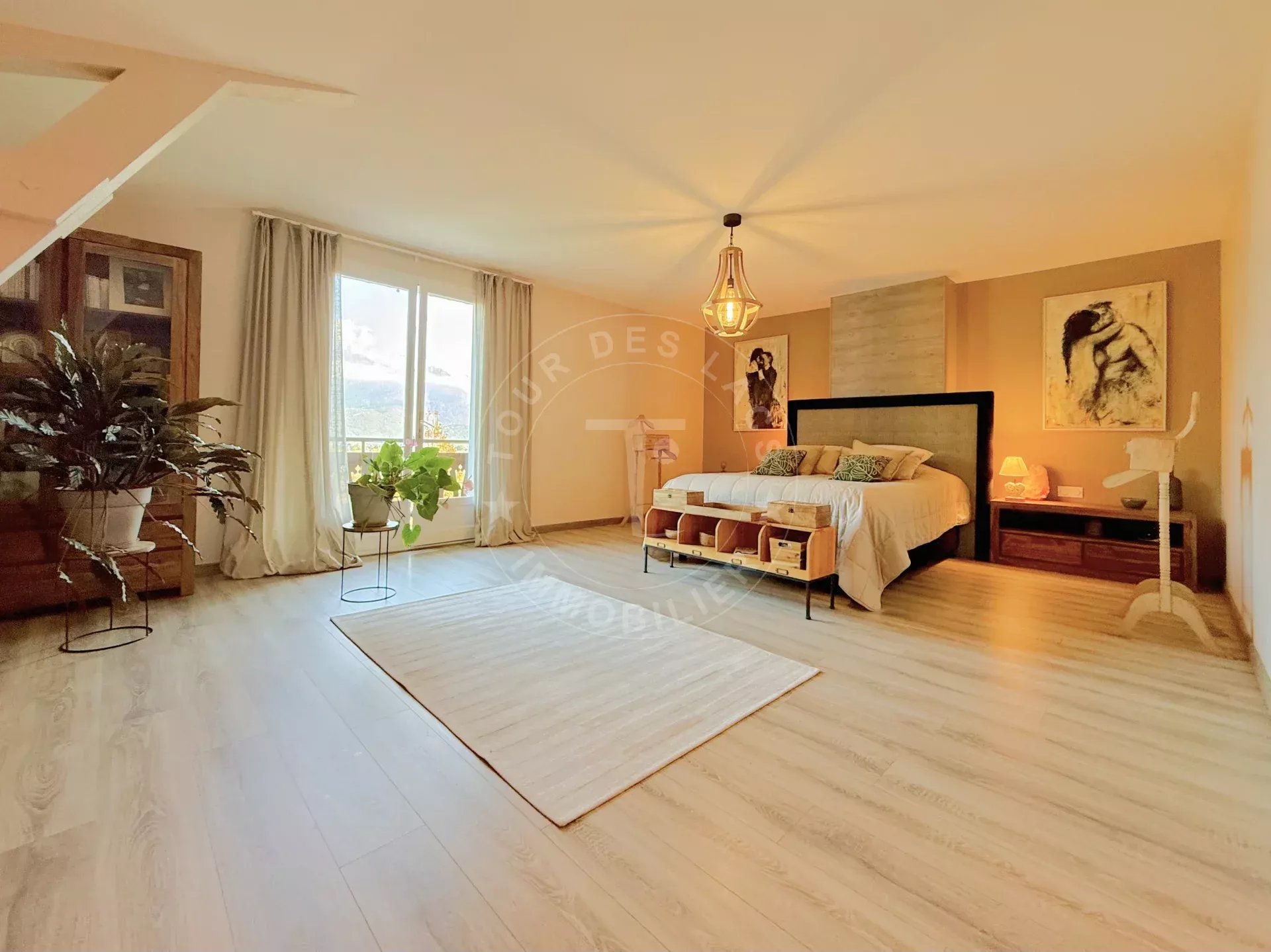 SOUS-OFFRE - Chalet vue panoramique sur le lac d’Annecy – Sevrier