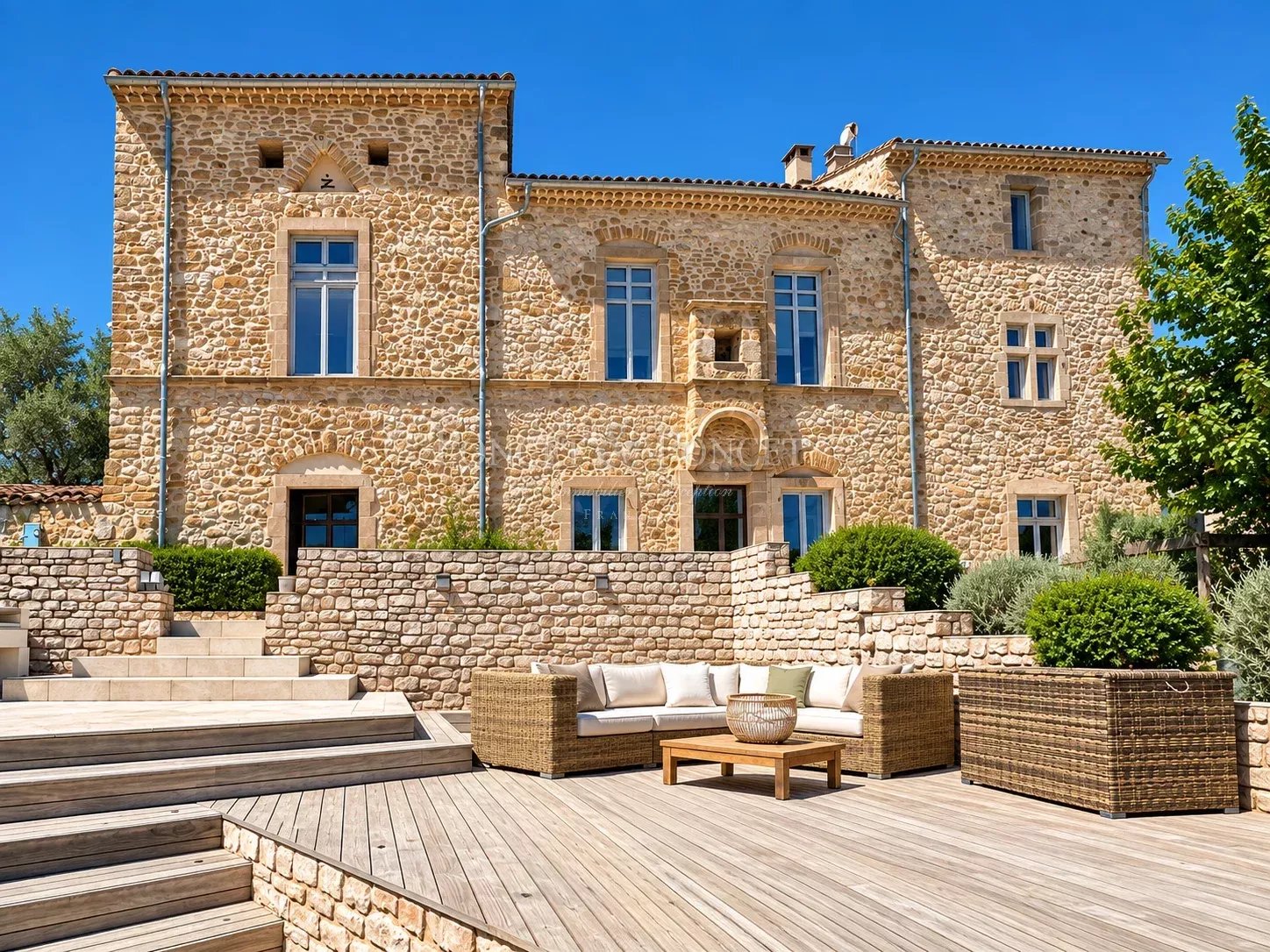 Propriété de caractère proche Montpellier 7,3 ha très calme