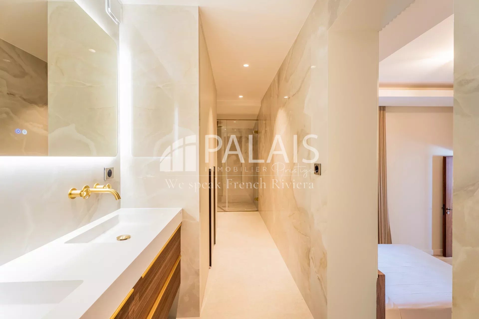 Villa contemporaine neuve proche de Monaco