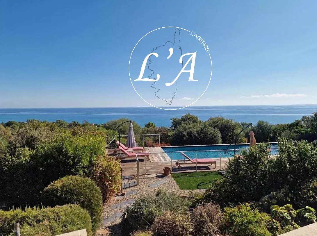 Exceptional Property with Sea View - Les Hauts de la Testa
