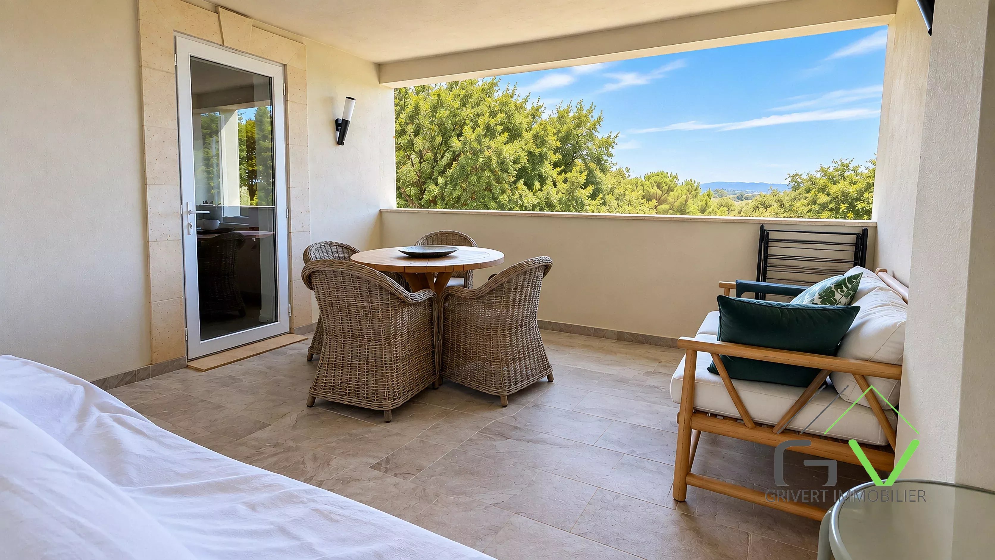 Superbe maison de 173 m² avec piscine chauffée à Mauressargues