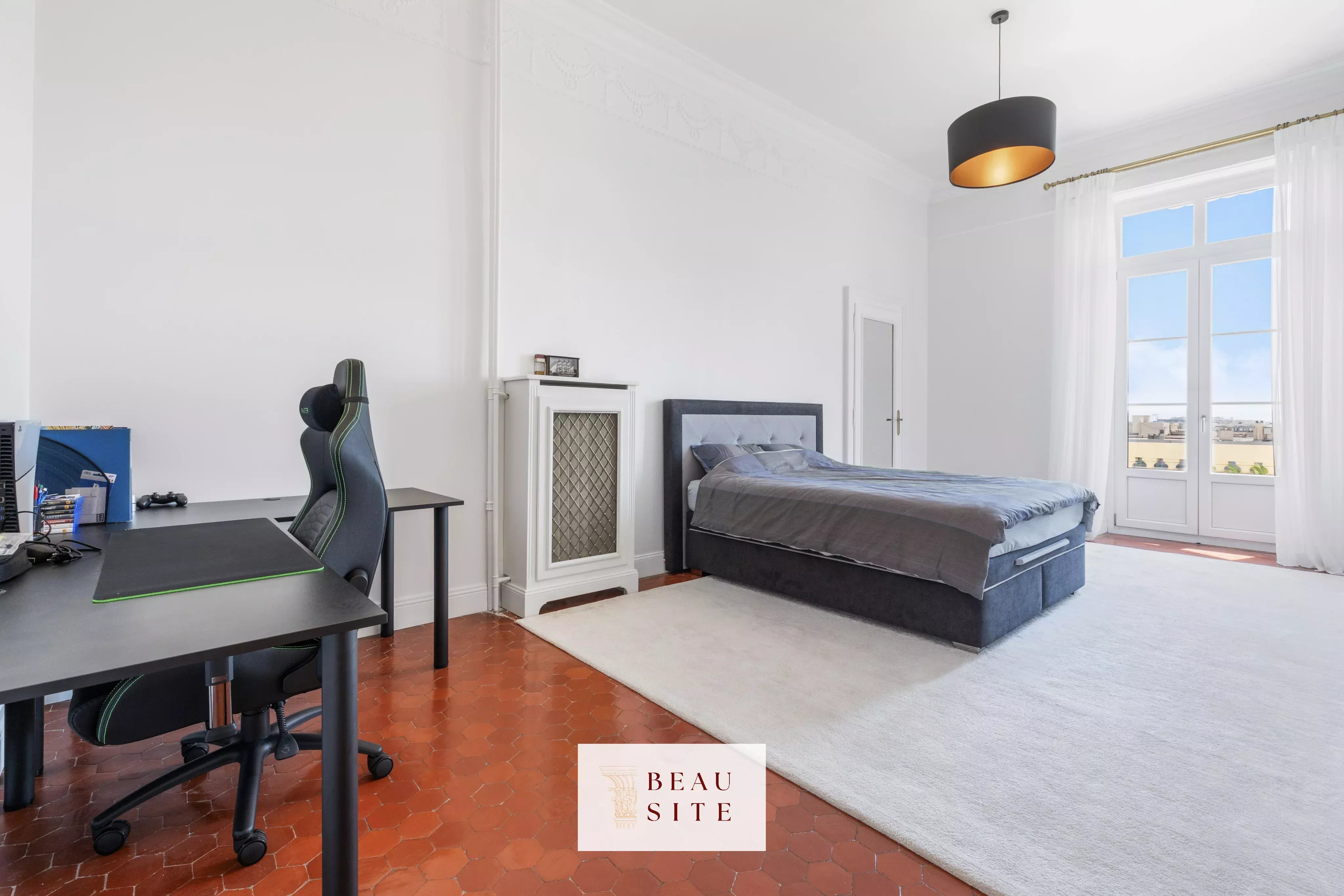 Nice - Bas Cimiez : Appartement bourgeois 4 pièces d’exception