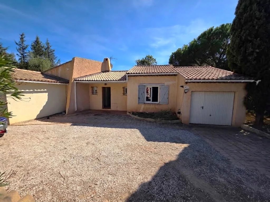 Villa plain-pied 114 m² -  3 chambres -  piscine - garage