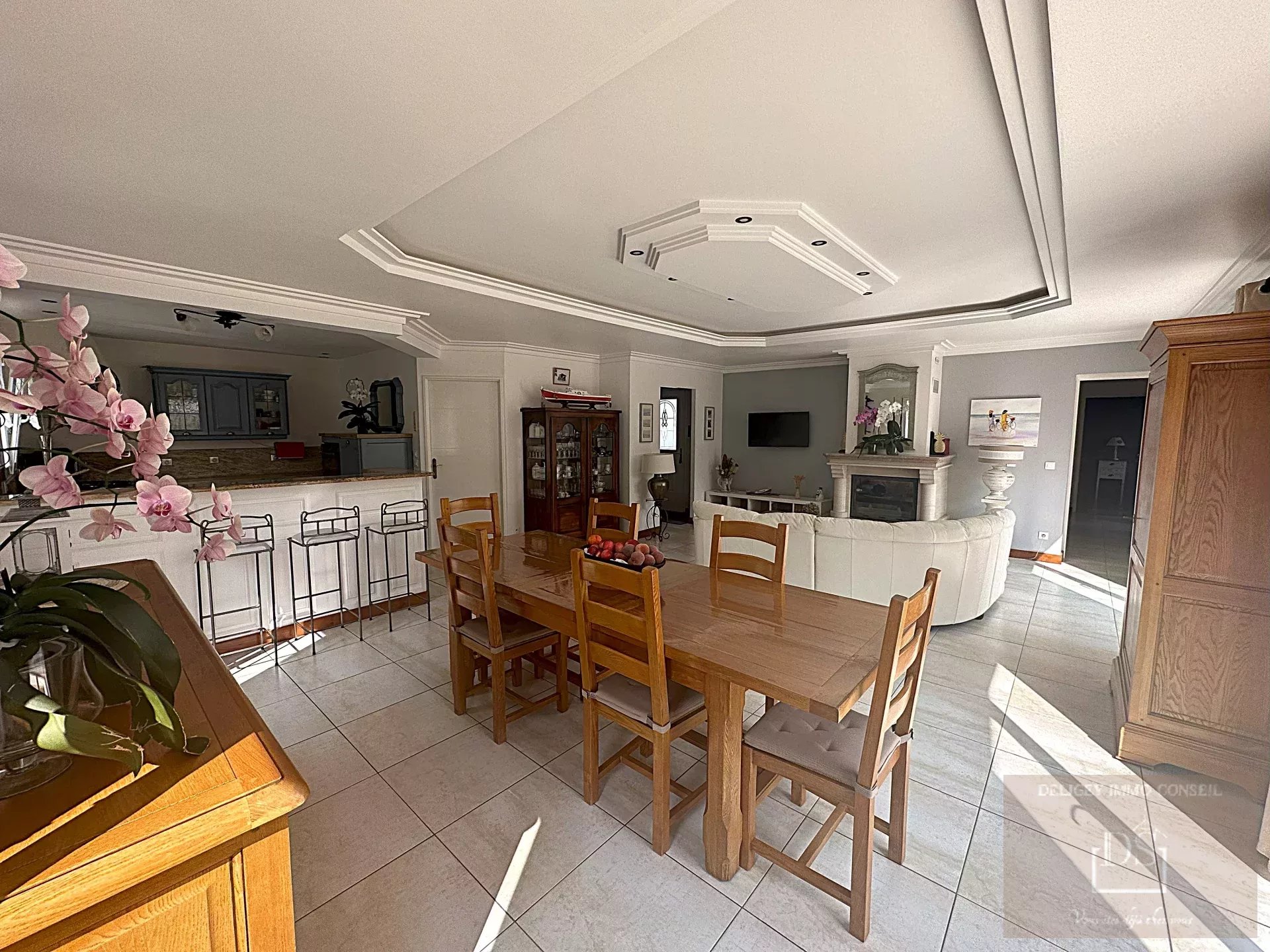 HOUSE 5 ROOMS 125 M2