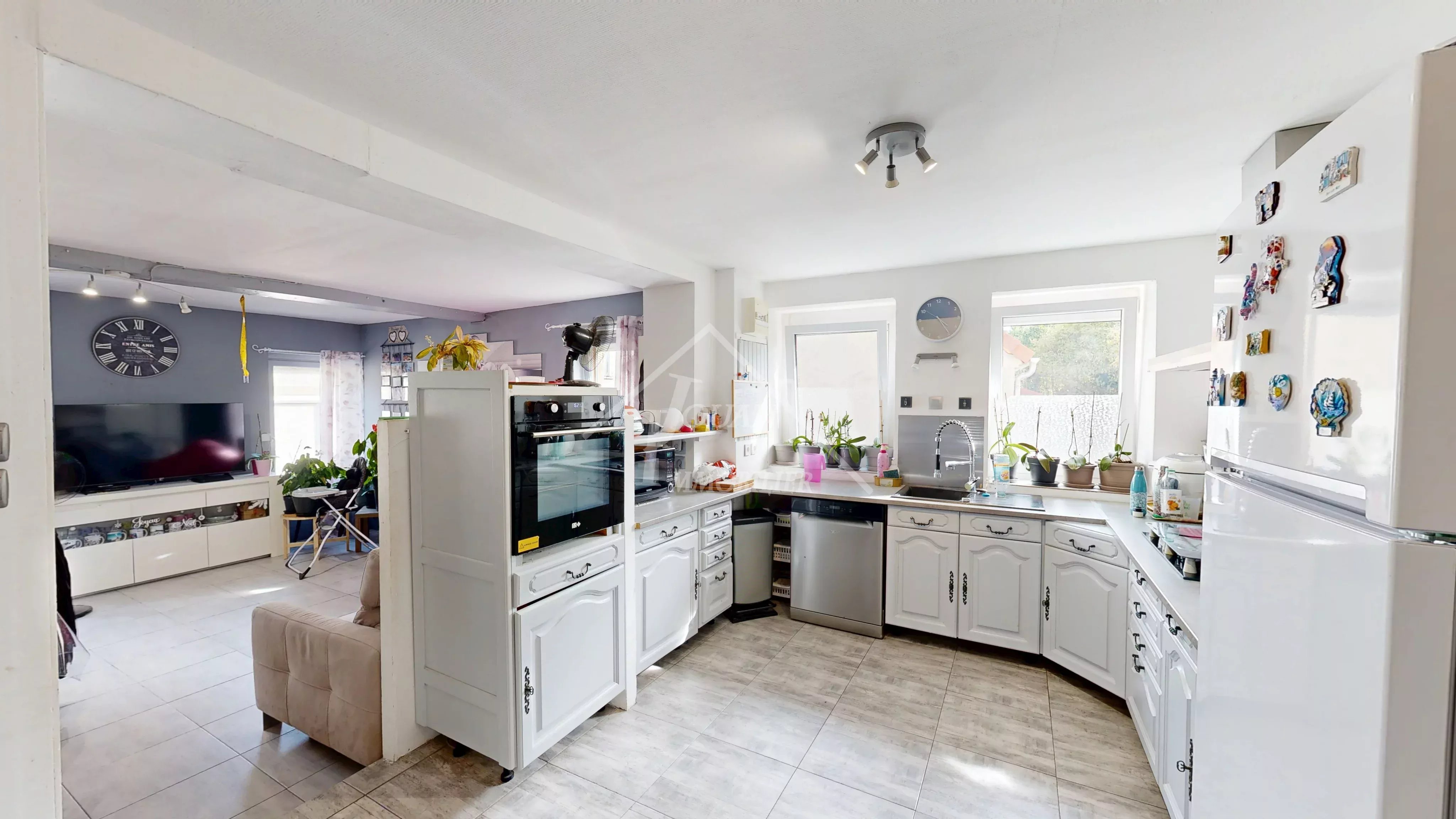 Maison familiale 5 chambres au calme – Saint-Léopardin-d'Augy